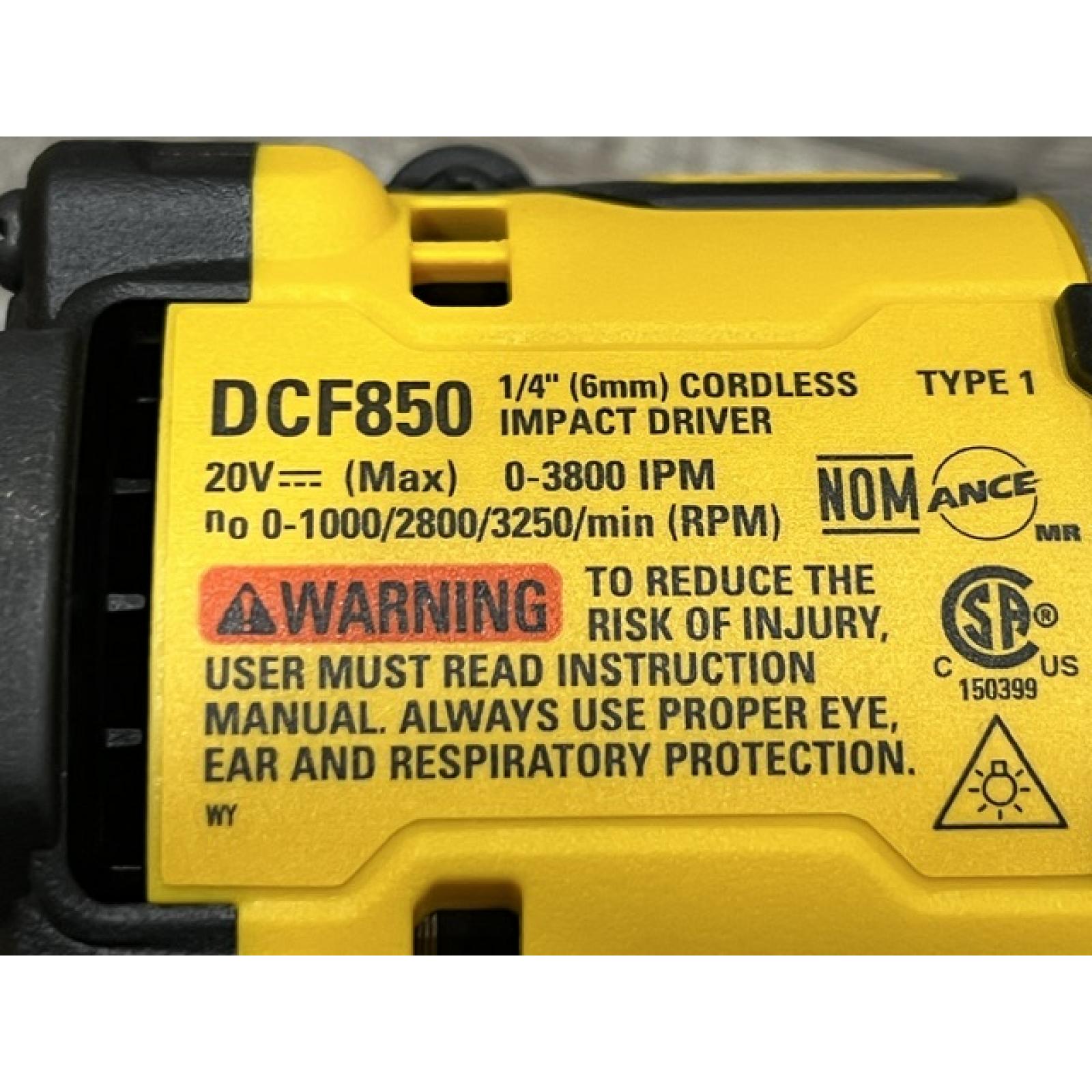 AS-IS DEWALT ATOMIC 20V MAX Lithium-Ion Cordless 1/4 in. Brushless Impact Driver Kit