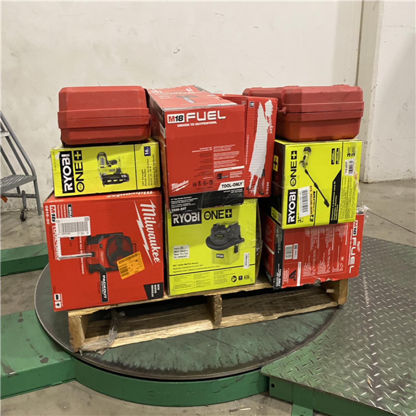 DALLAS LOCATION -AS-IS TOOL PALLET