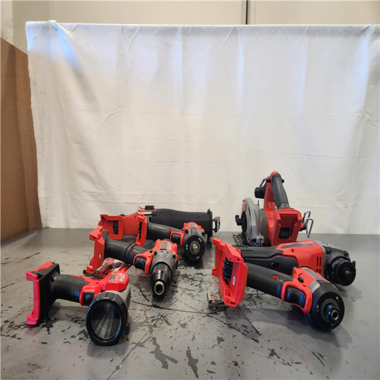 AS-IS- Milwaukee M18 FUEL 18V Lithium-Ion Brushless Cordless Combo Kit with Two 5.0 Ah Batteries  1 Charger  2 Tool Bags (7-Tool)