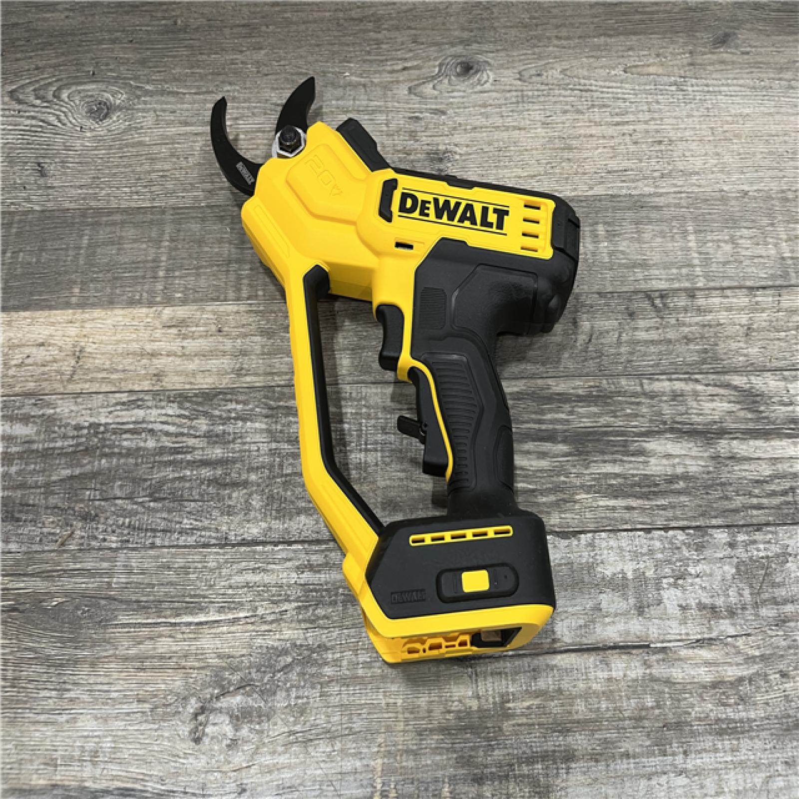 AS-IS DEWALT 20-Volt MAX 1 -1/2 in. Capacity Cordless Battery Powered Pruner (Tool Only)