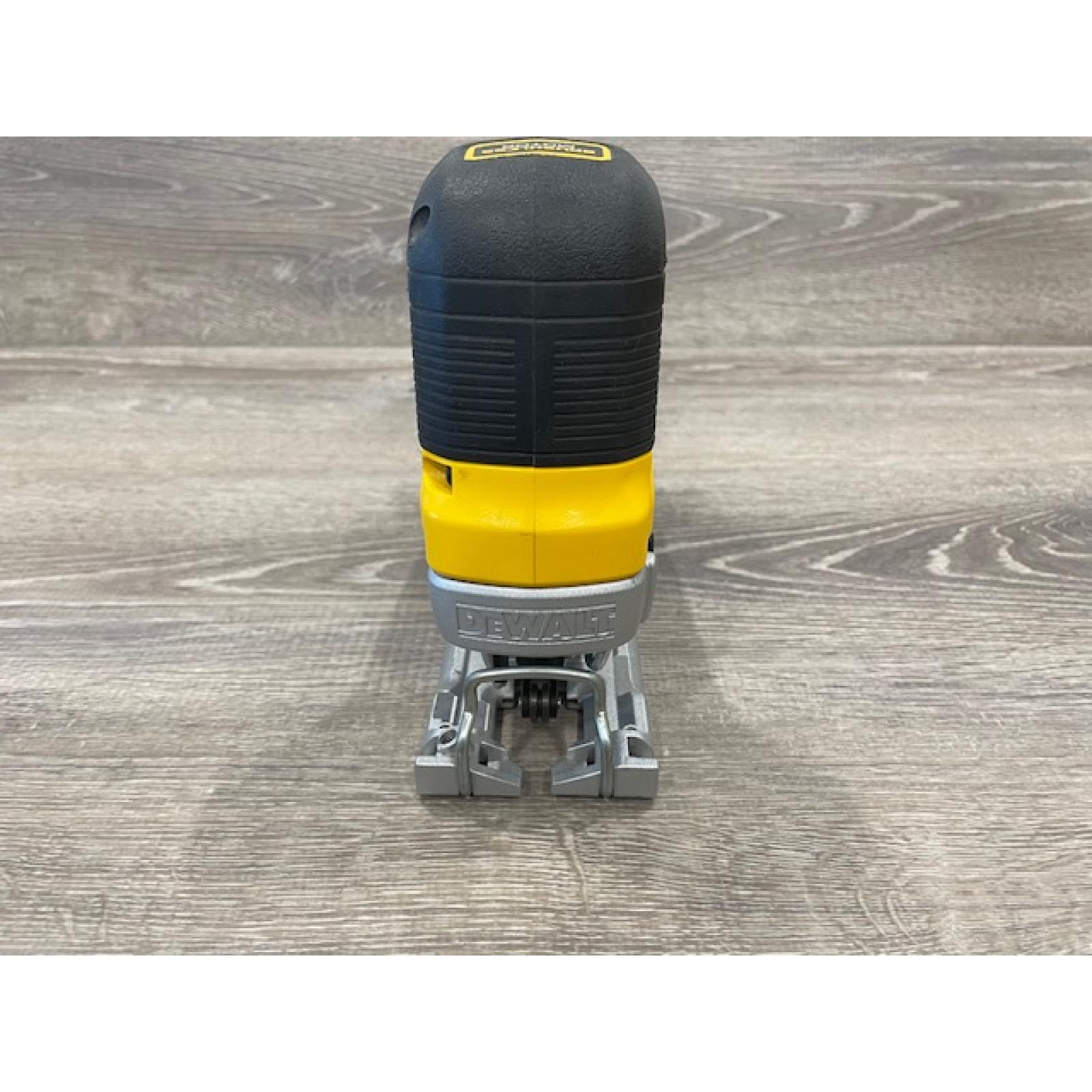 AS-IS DEWALT 20V MAX XR Cordless Barrel Grip Jigsaw (Tool Only)