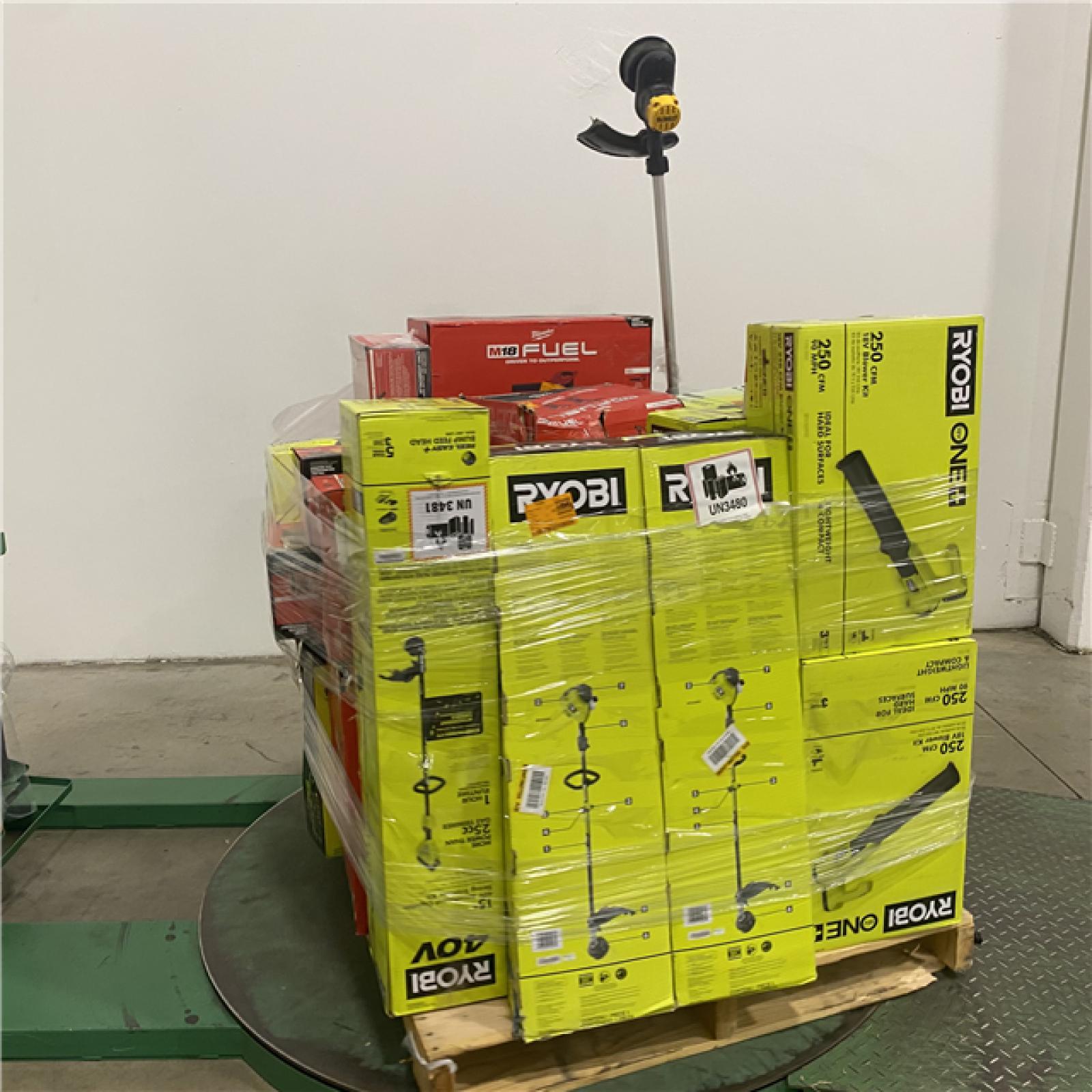 Dallas Location - As-Is Tool Pallet