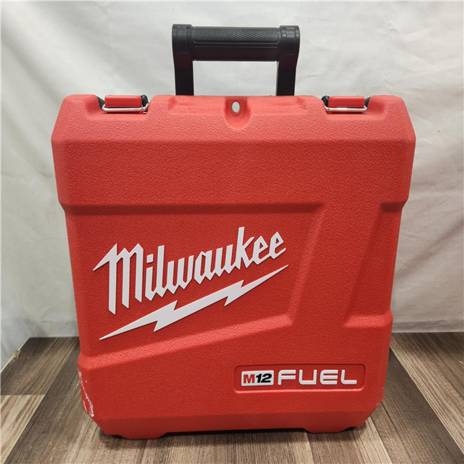 AS-IS- MILWAUKEE M12 FUEL ProPEX Expander Tool with 1/2 in. - 1 in. RAPID SEAL ProPEX Expander Heads