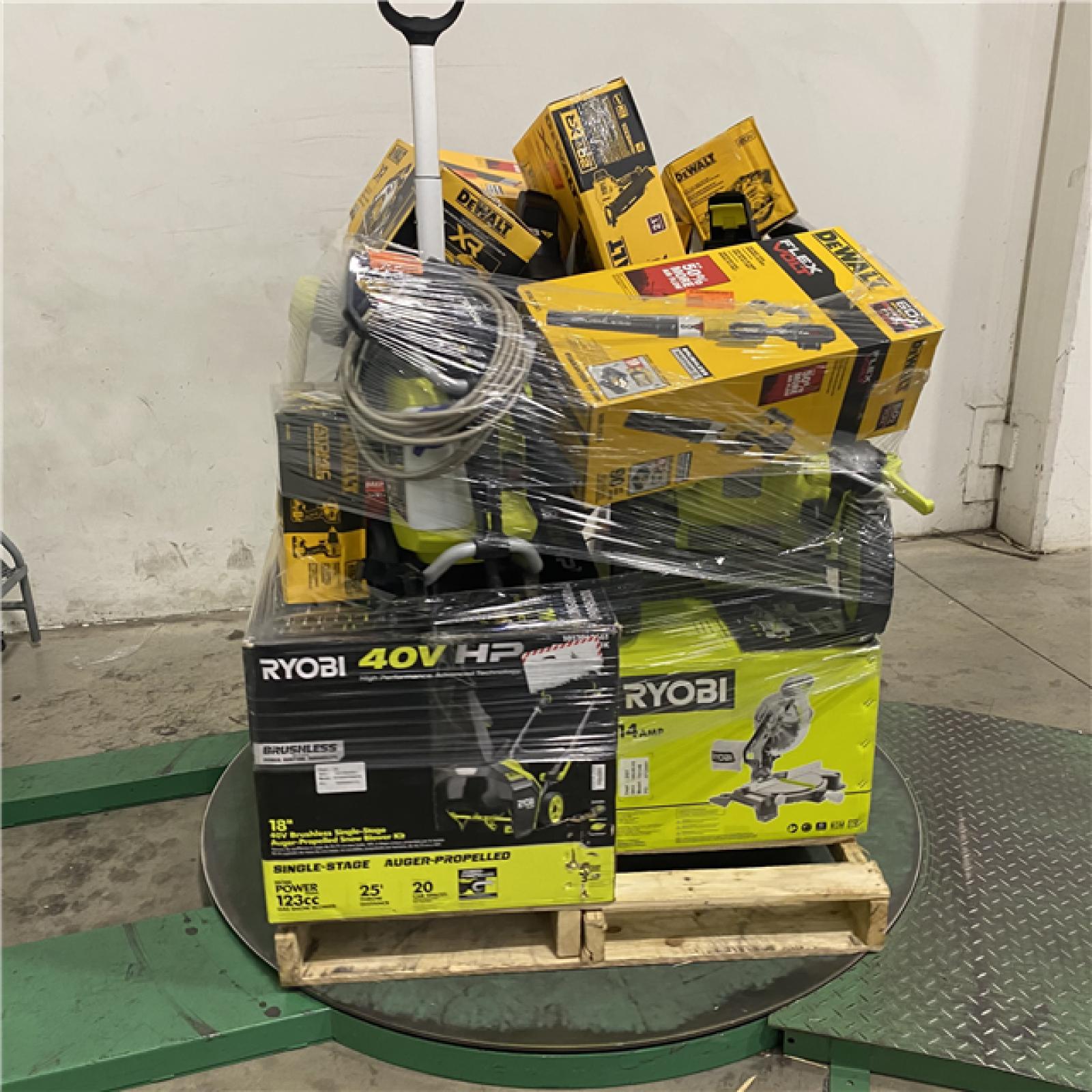 Dallas Location - As-Is Tool Pallet