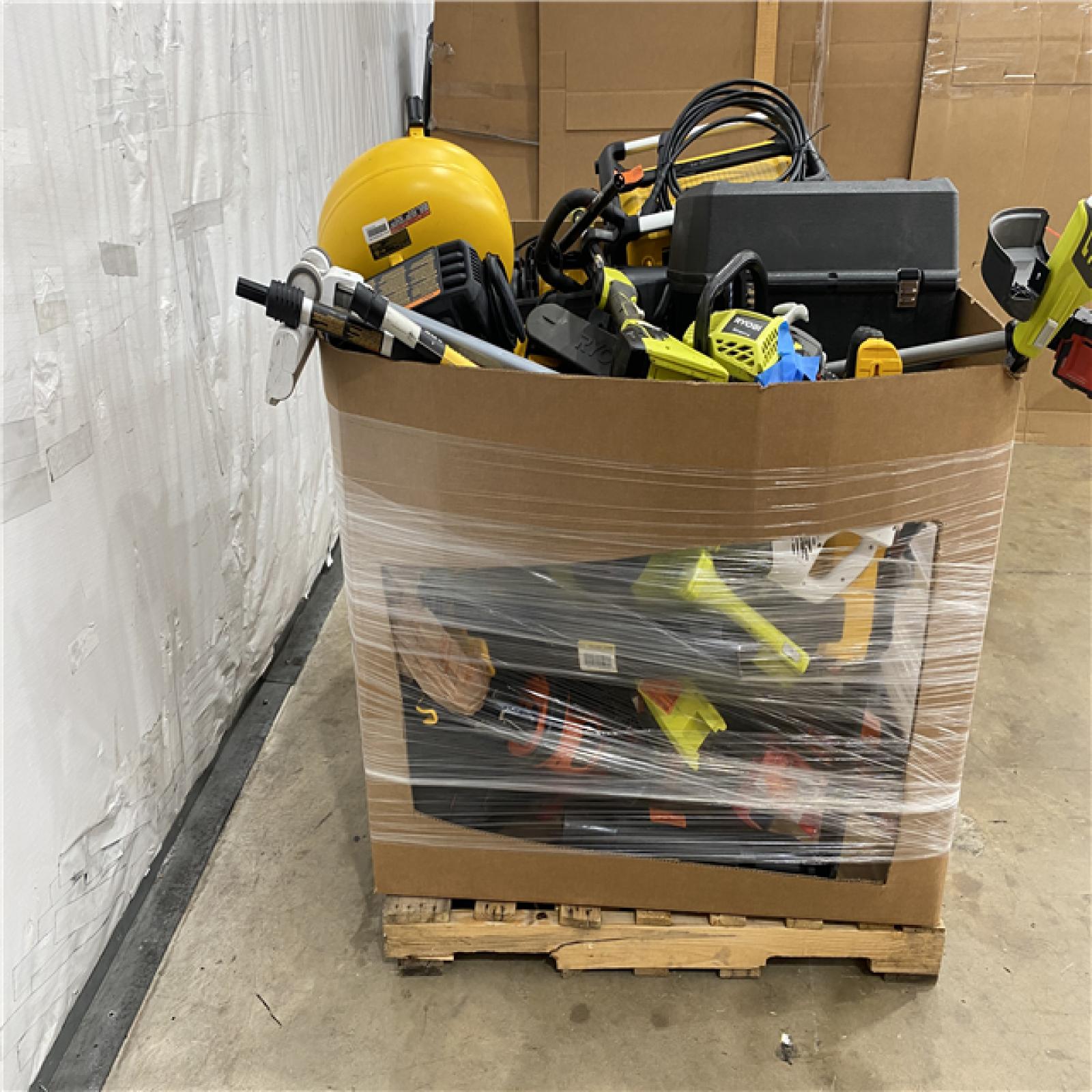 Houston Location AS IS - Tool Pallet