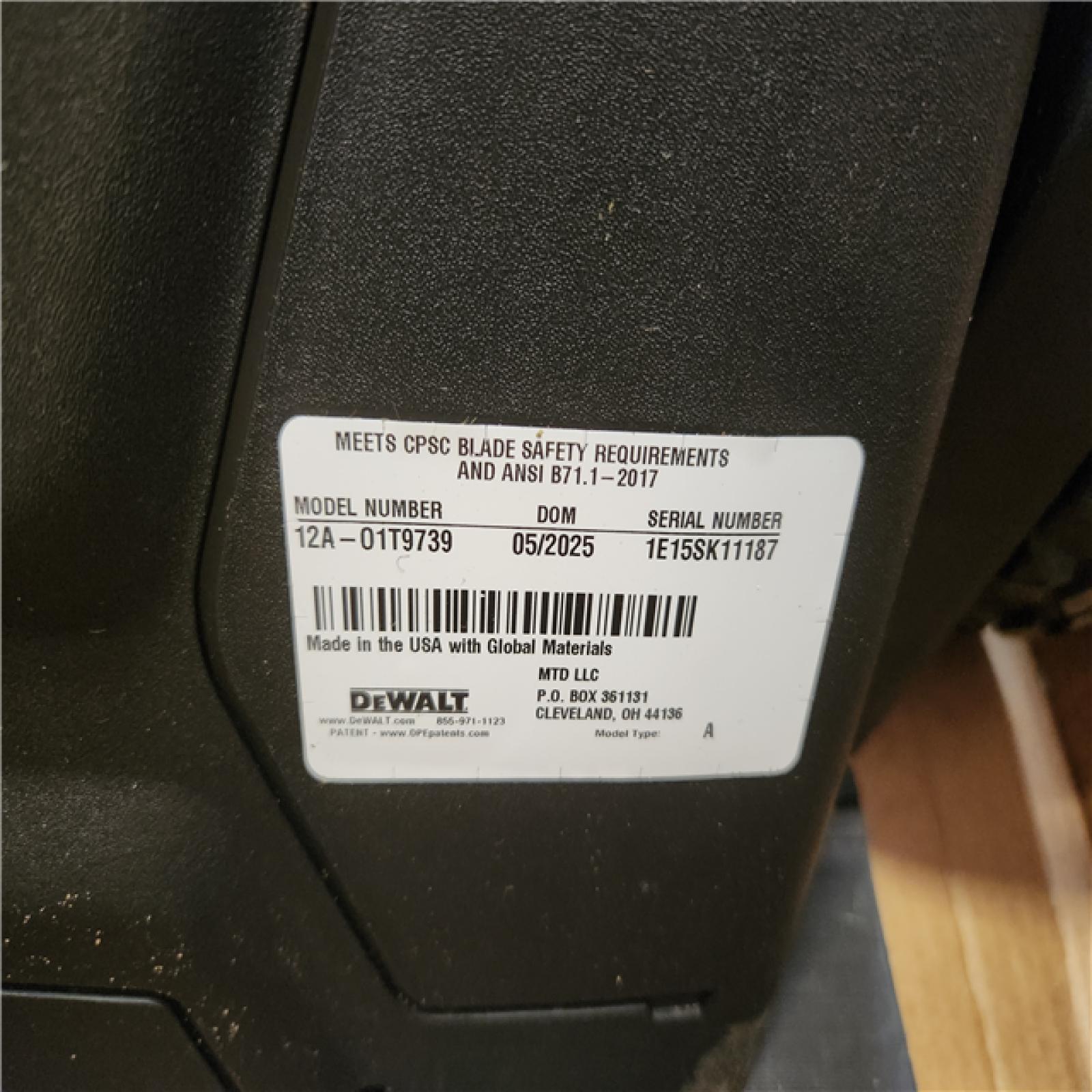 Phoenix DEWALT 21 in. 150cc Briggs and Stratton 625ex Engine Rear Wheel Drive 2-in-1 Gas Self Propelled Walk Behind Lawn Mower (NO BAG)