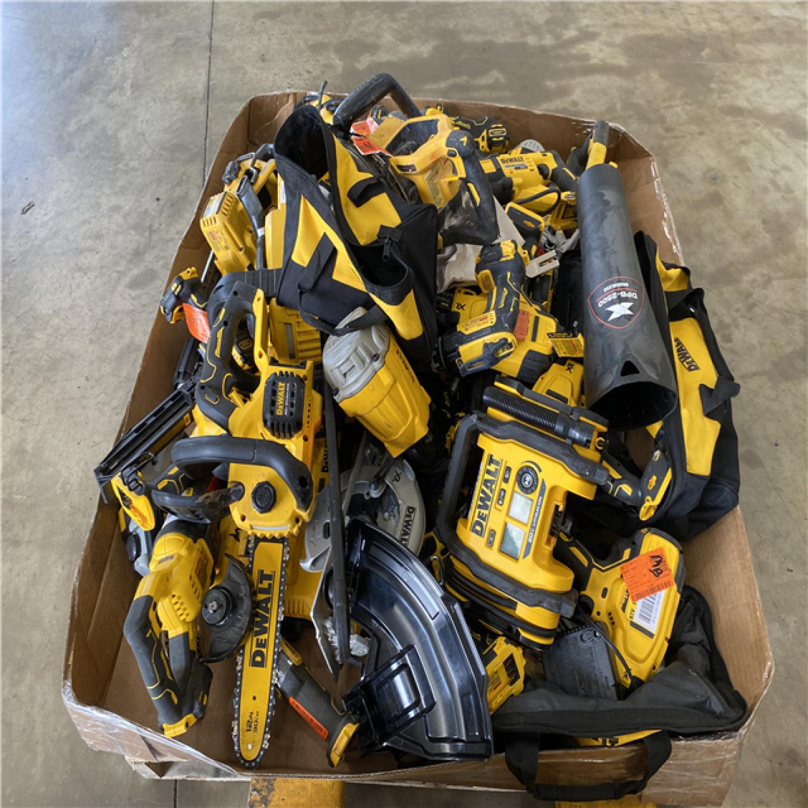 Houston Location AS IS - Tool Pallet