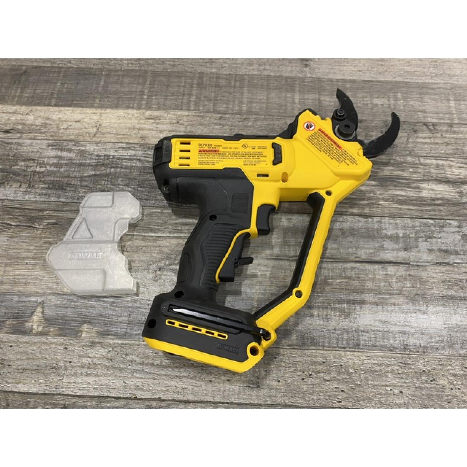 AS-IS DEWALT 20V MAX Cordless Battery Powered Pruner Kit