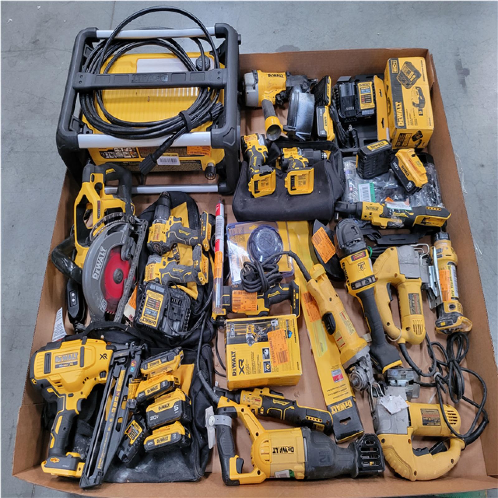 CALIFORNIA AS-IS TOOL PALLET