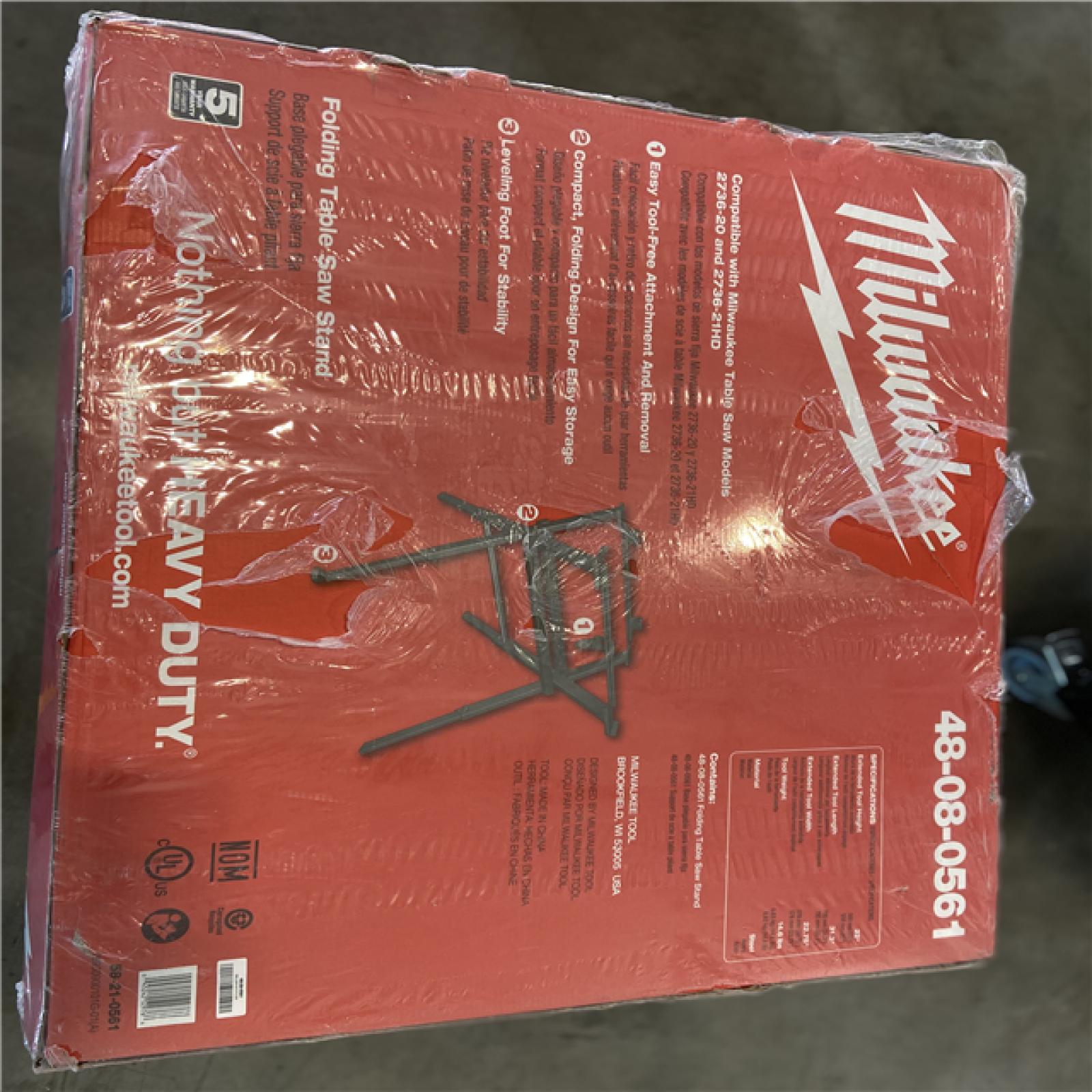 NEW! - Milwaukee 23.5 in. x 17.5 in. Universal Stationary Compact Folding Table Saw Stand