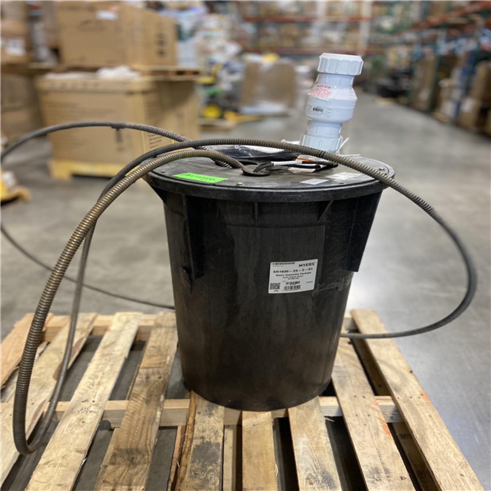 DALLAS LOCATION - Myers SR1830-23-2 Cast Iron 0.4 HP Packaged Sewage Pump