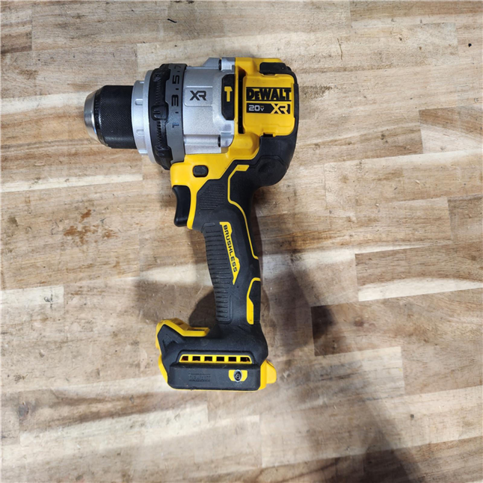 HOUSTON LOCATION - AS-IS DEWALT 20V XR Lithium-Ion Cordless Hammer Drill Kit