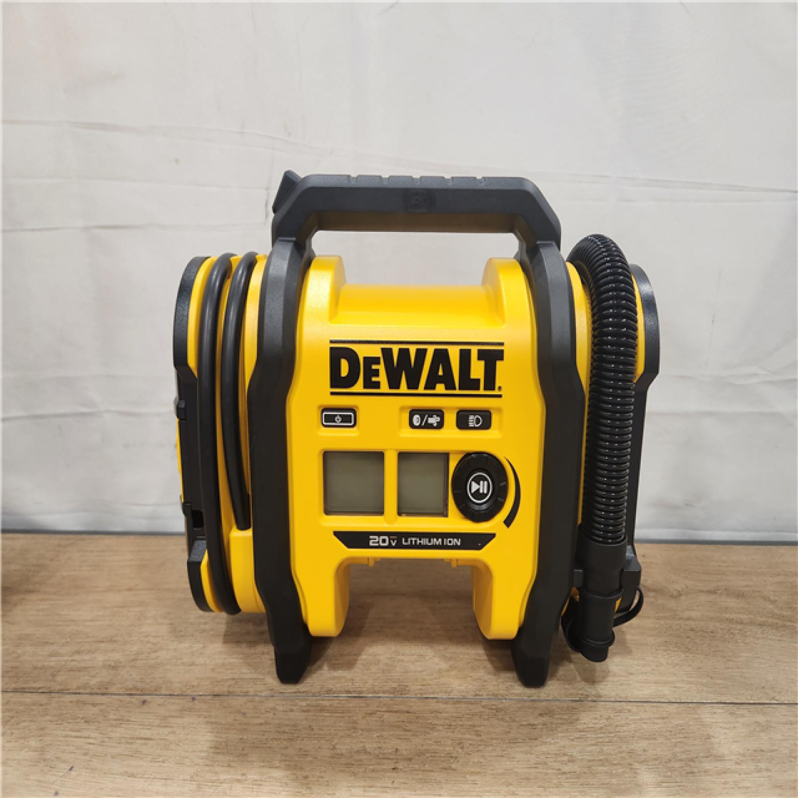 AS-IS- DeWalt 20-Volt MAX Inflator (Tool-Only)