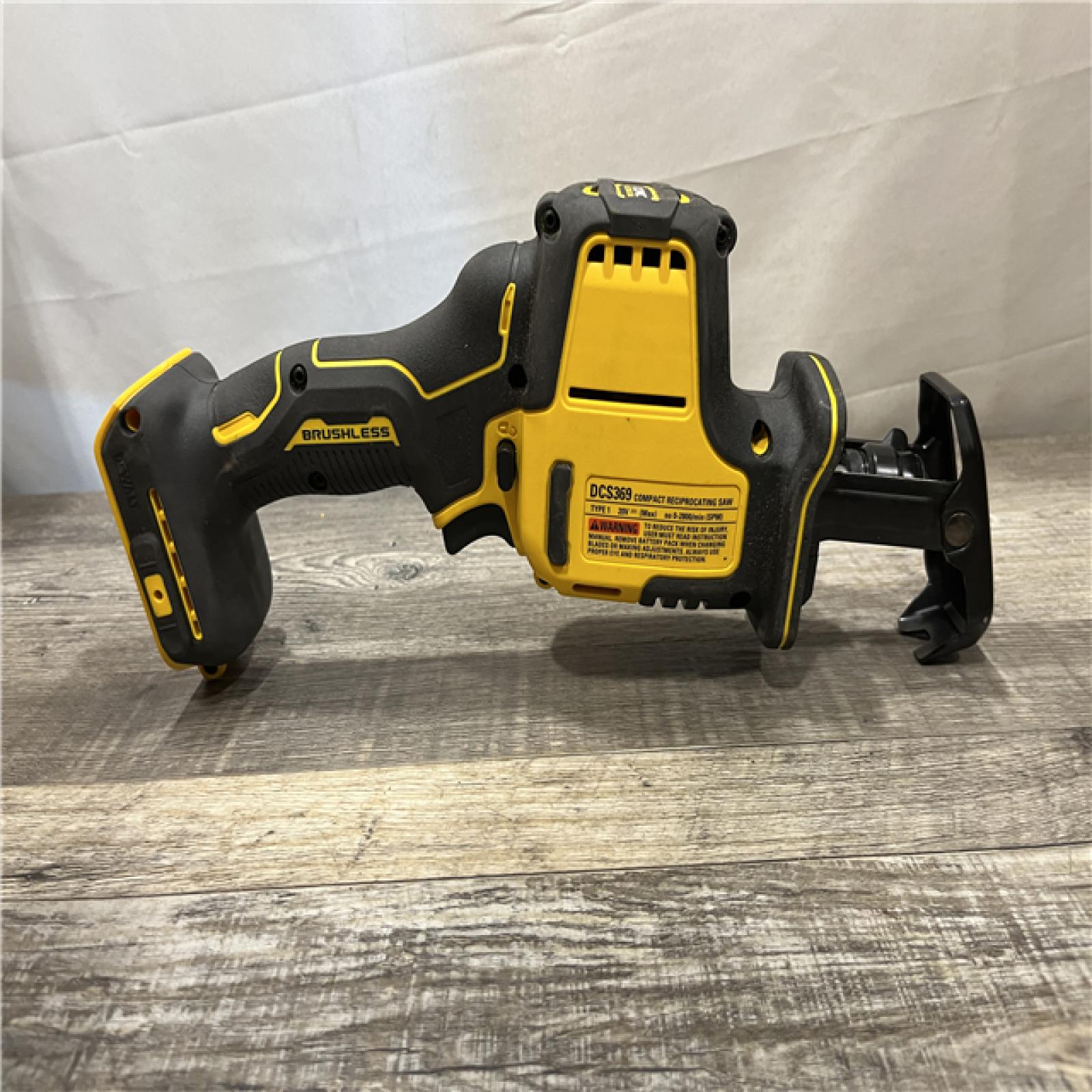 AS-IS DEWALT ATOMIC 20V MAX Cordless Brushless Compact Reciprocating Saw (Tool Only)