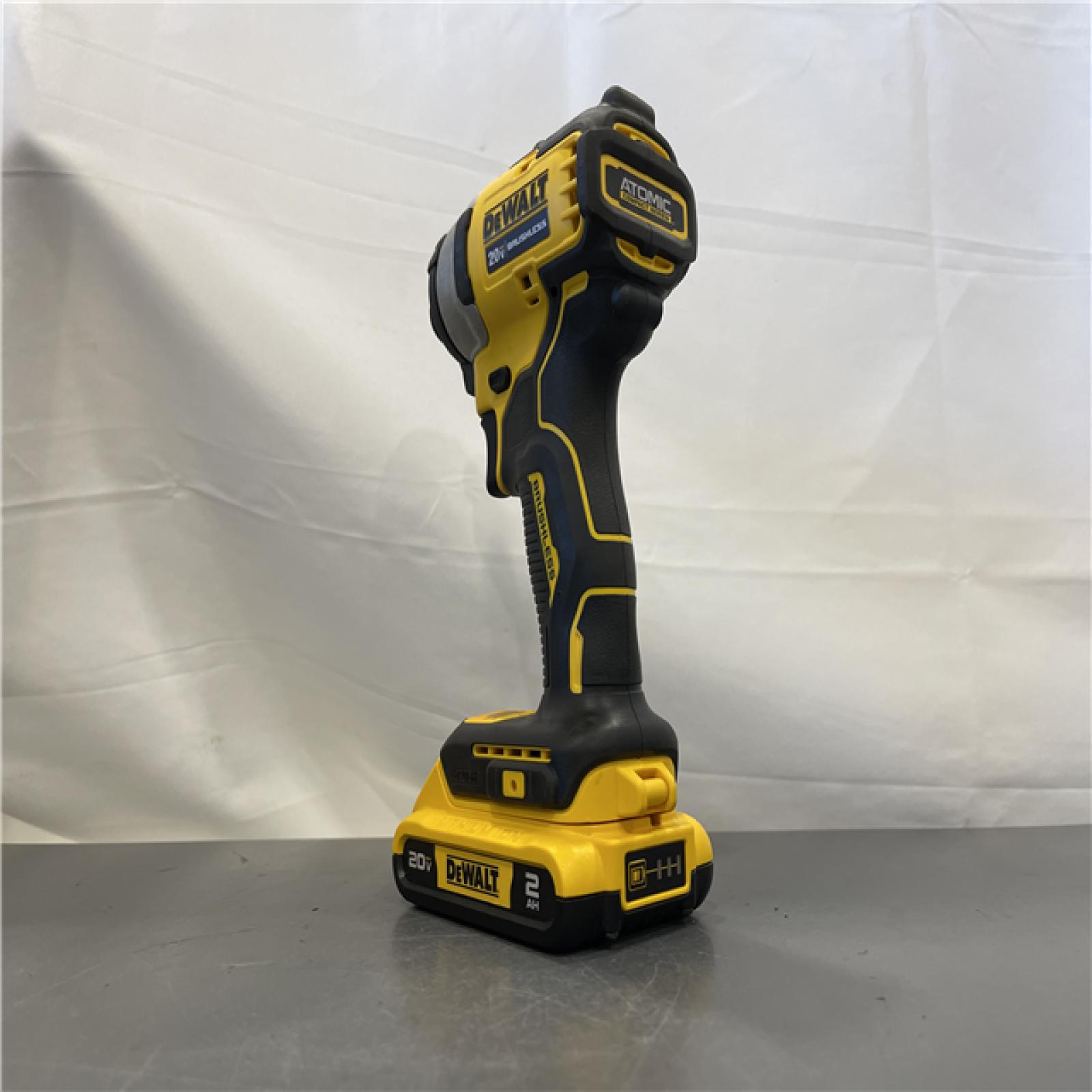 AS-IS - DeWALT ATOMIC 20V MAX Cordless Compact 1/4 Brushless Impact Driver Kit