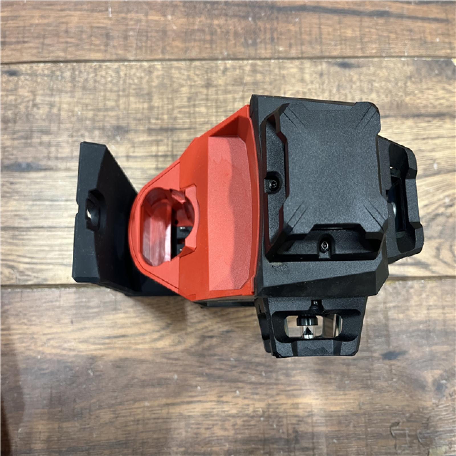AS-IS Milwaukee-3632-21 M12 Green Beam Laser 360Â° 3-Plane Kit