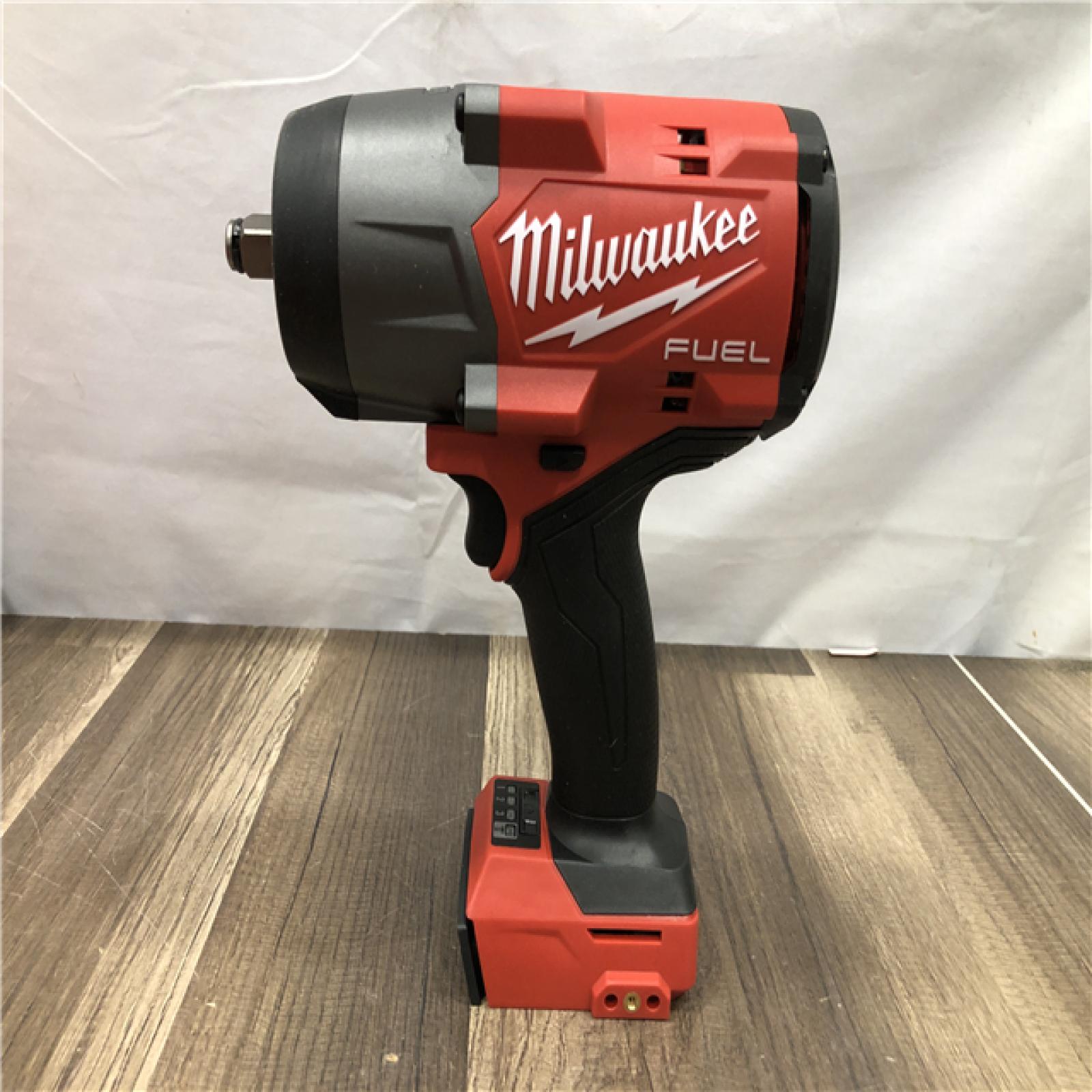 AS-IS Milwaukee FUEL 18V Lithium-Ion Brushless Cordless 1/2 in. Impact Wrench w/Friction Ring Kit