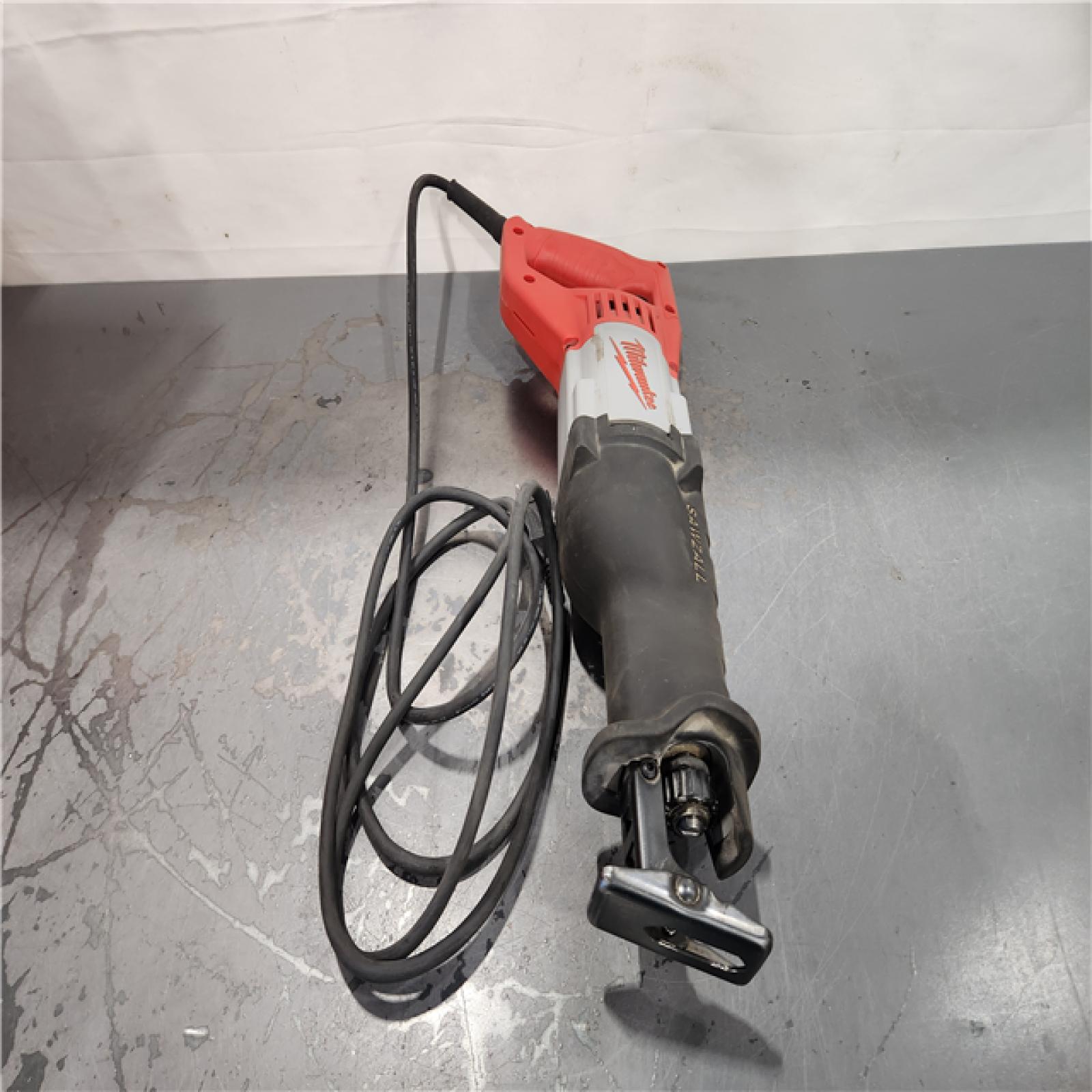 AS-IS- 12 Amp Sawzall Reciprocating Saw with Case