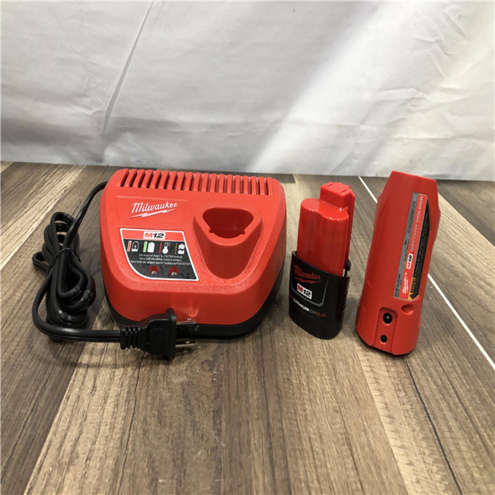 AS-IS Milwaukee Men's 2X-Large 12-Volt Lithium-Ion Cordless Black Heated Jacket Hoodie Kit