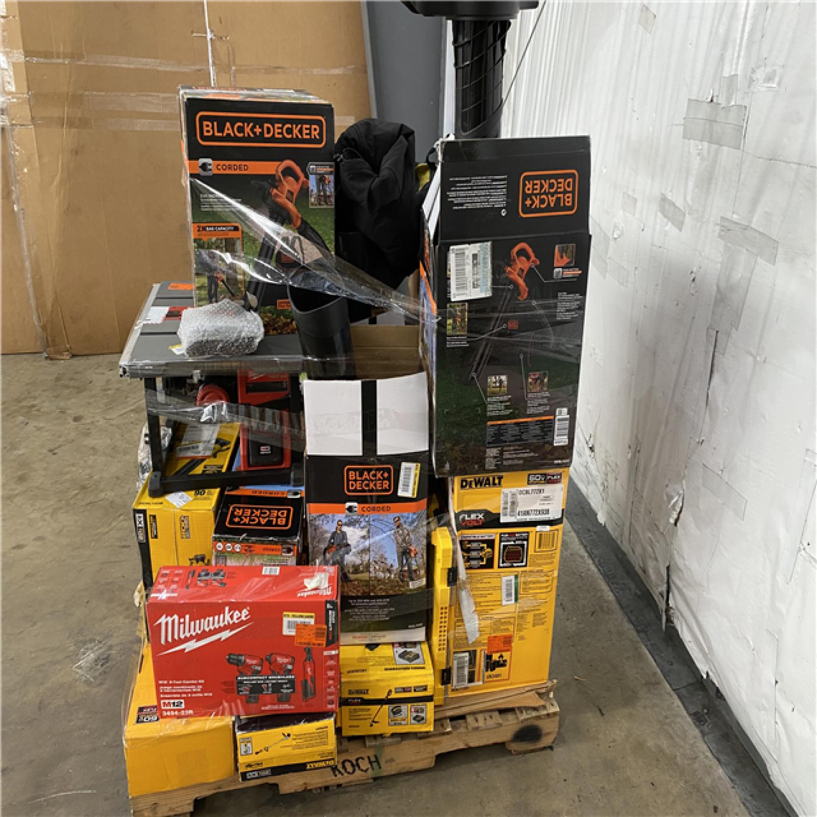 Houston Location AS IS - Tool Pallet