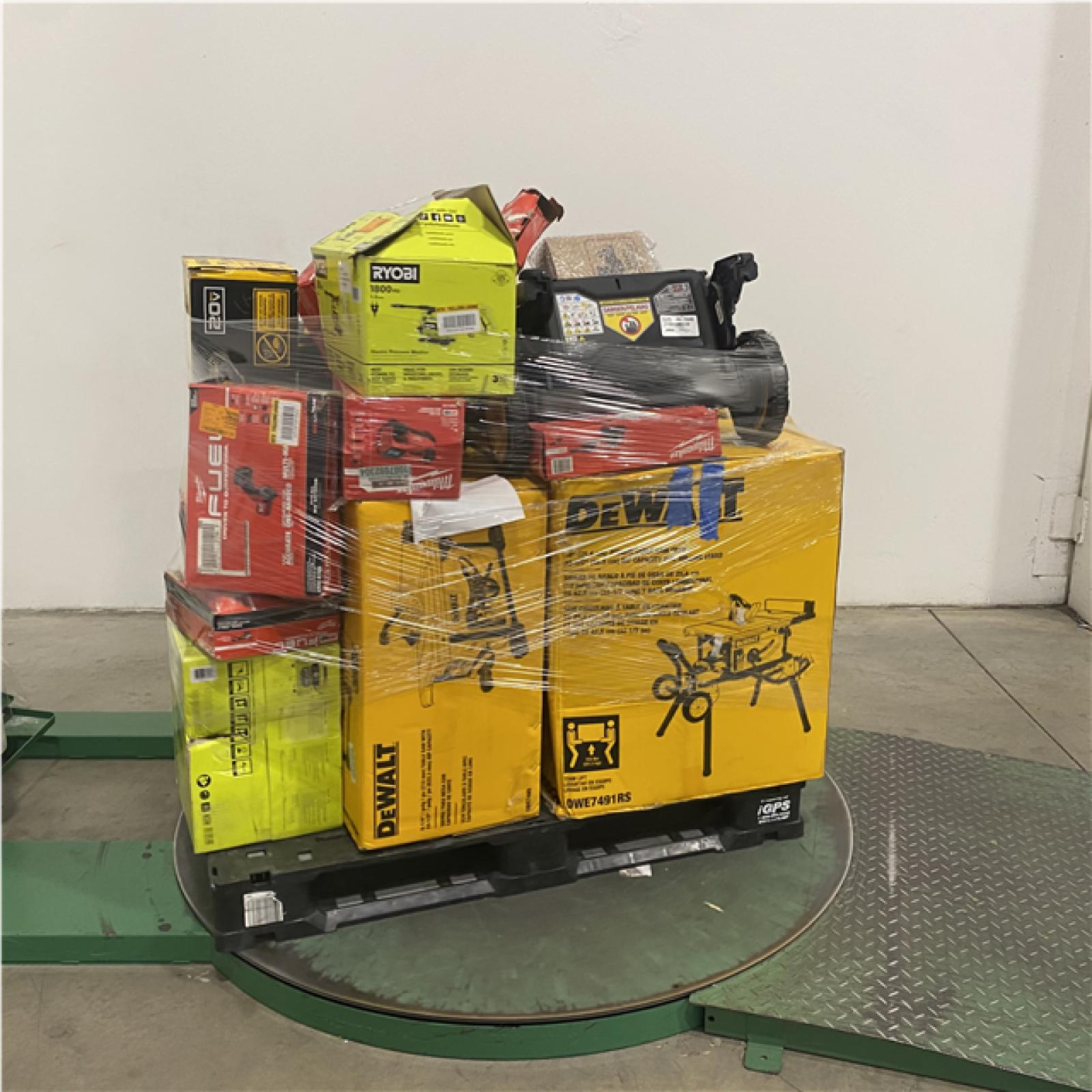 Dallas Location - As-Is Tool Pallet
