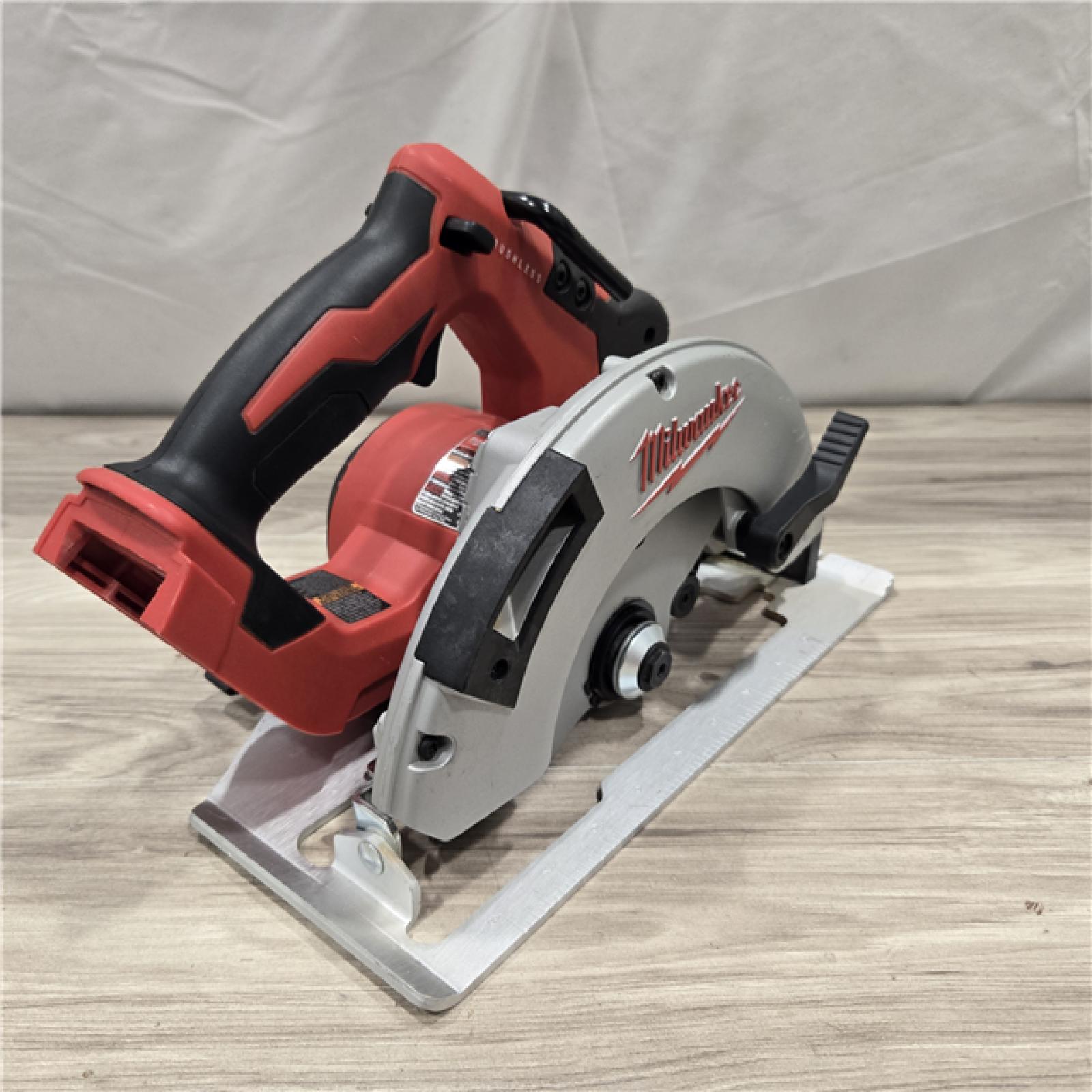 AS-IS Milwaukee 7-1/4 18V Circular Saw 2631-20 (Bare Tool)