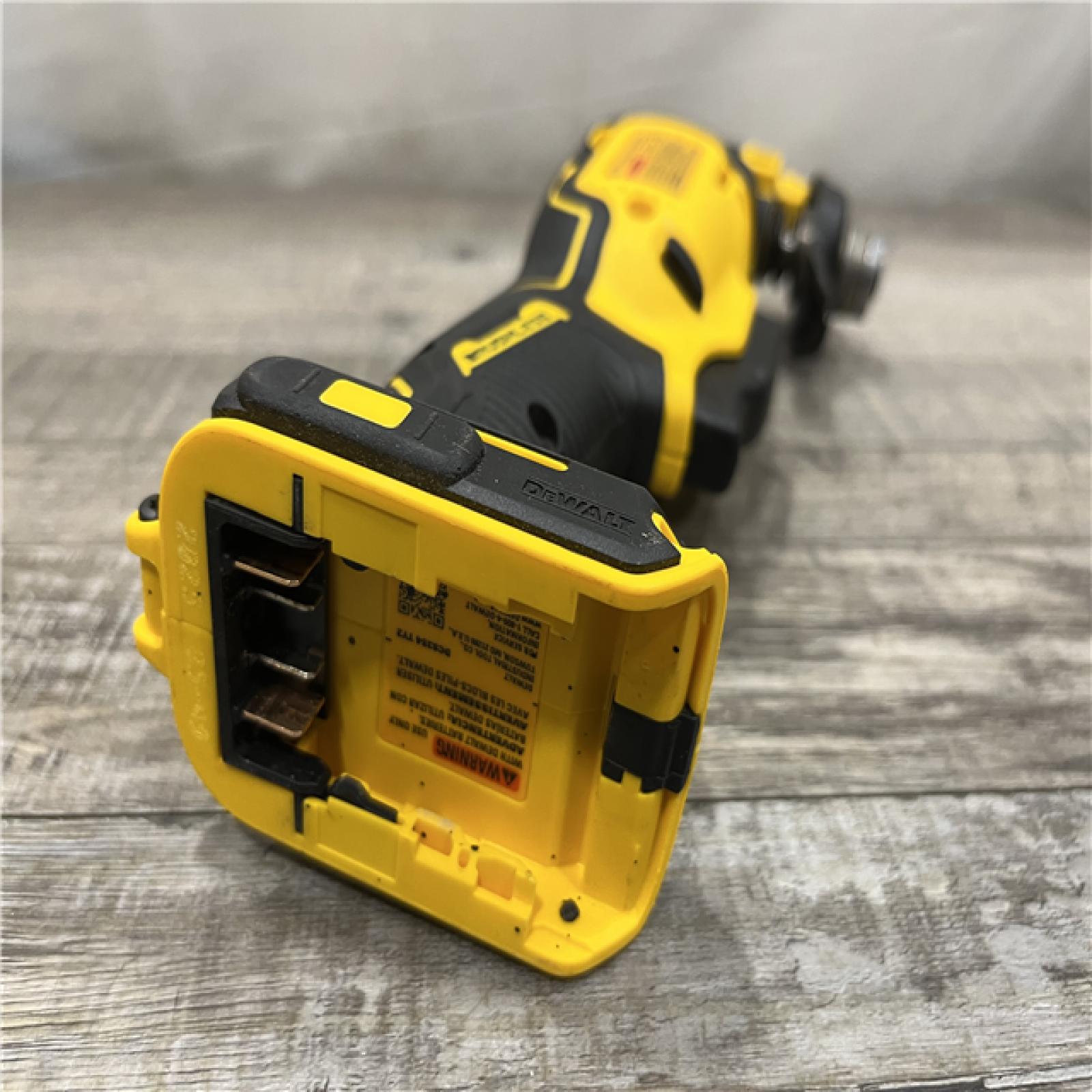 AS-IS DEWALT ATOMIC 20V MAX Cordless Brushless Oscillating Multi Tool (Tool Only)