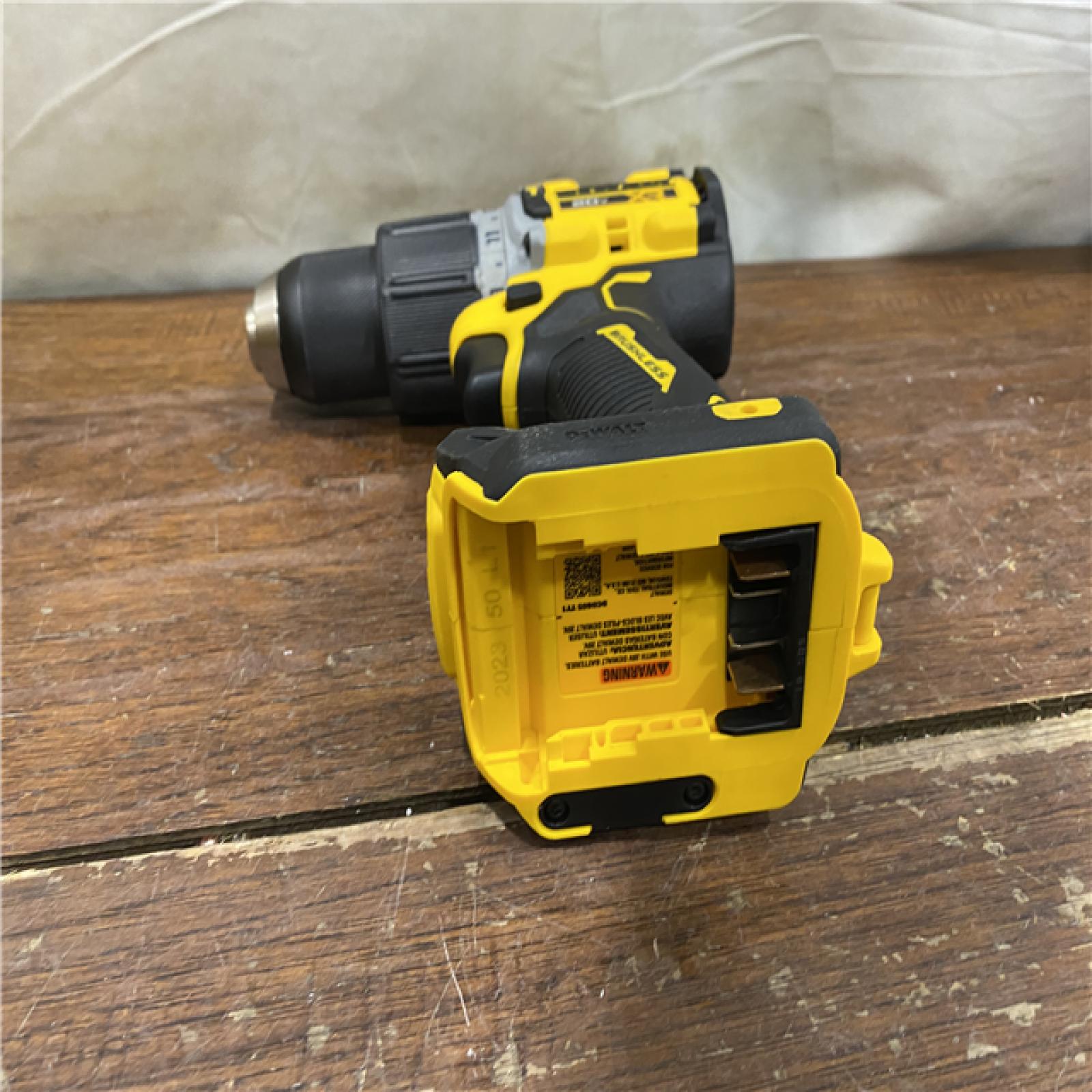 AS-IS DEWALT 20V MAX XR Hammer Drill and ATOMIC Impact Driver 2 Tool Cordless Combo Kit with (2) 4.0Ah Batteries, Charger, and Bag