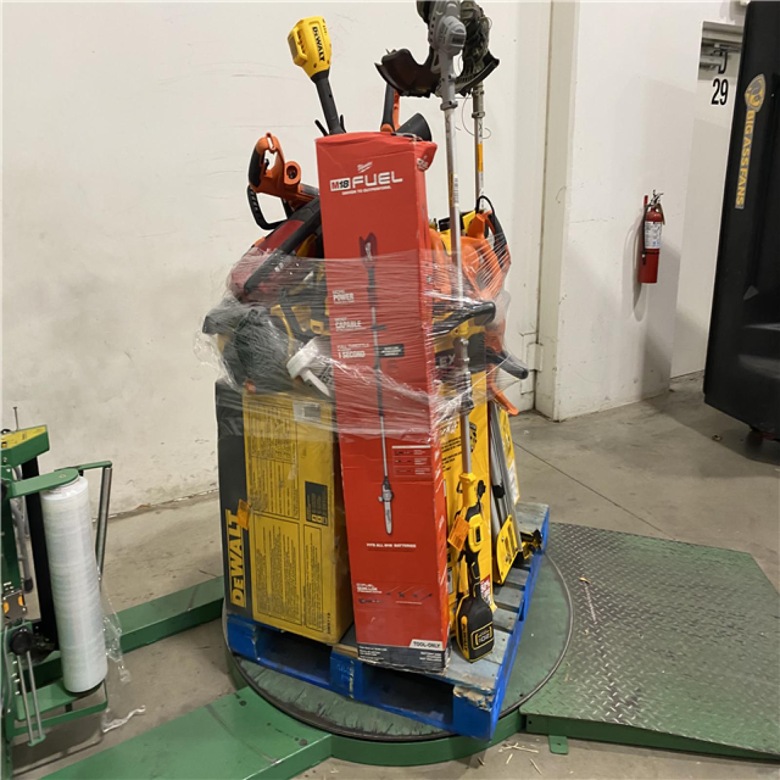 Dallas Location - As-Is Tool Pallet