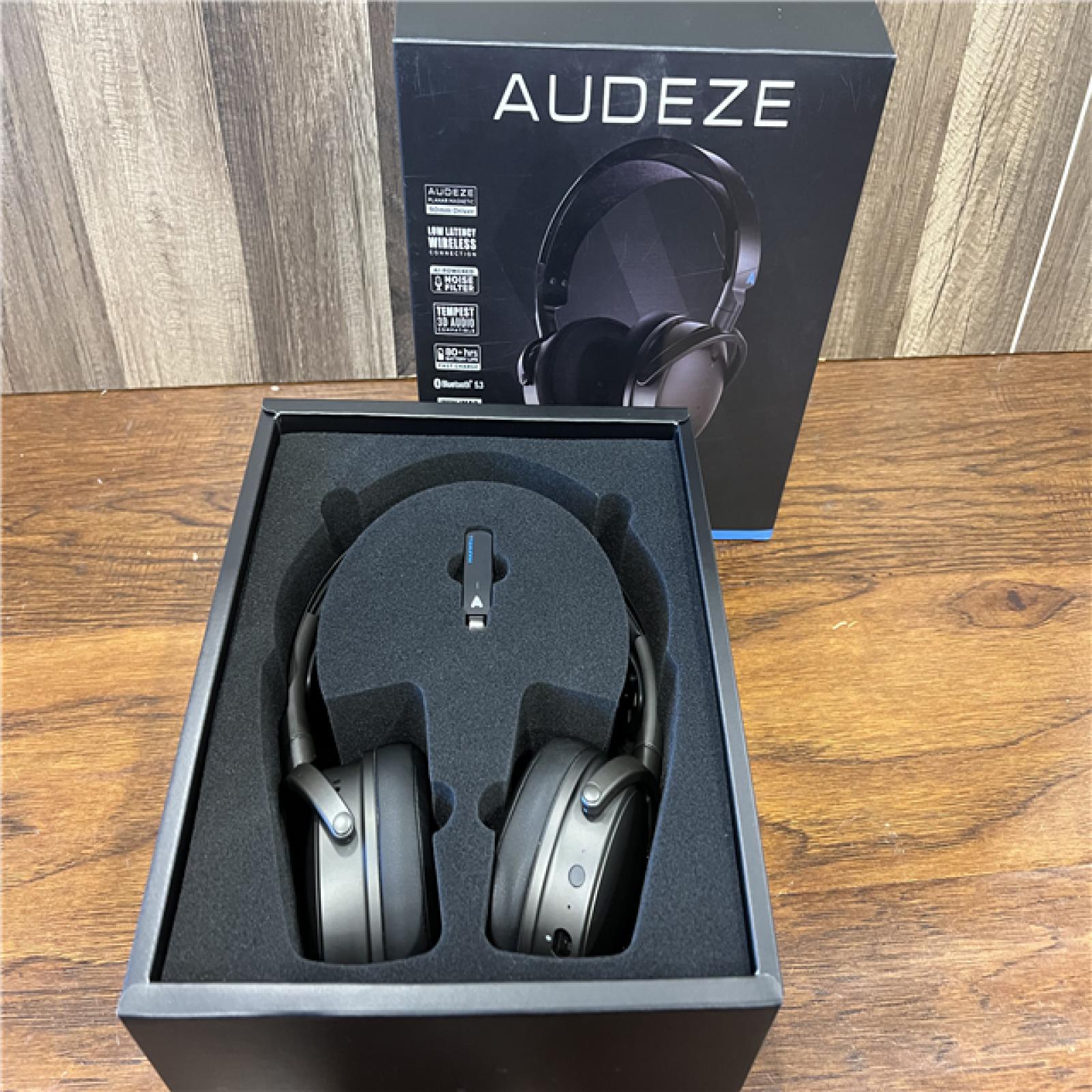 AS-IS Audeze - Maxwell Over-the-Ear Wireless Gaming Headset for PlayStation 4, PlayStation 5, PC - Black