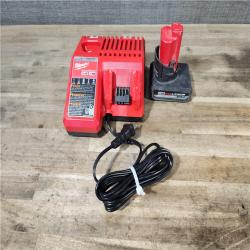 HOUSTON LOCATION - AS-IS Milwaukee Green 125 Ft. Cross Line and Plumb Points Laser Level Kit