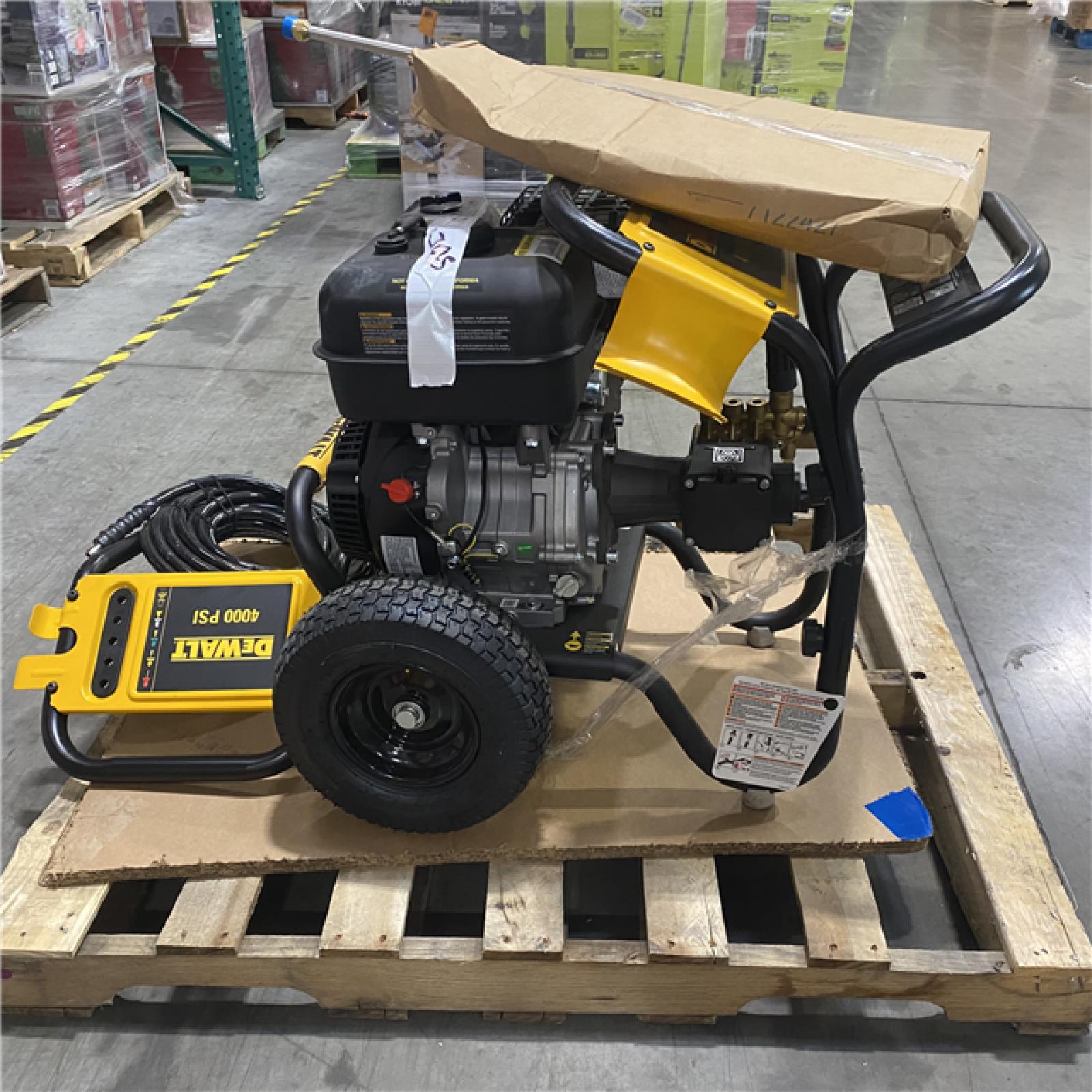 Dallas Location - As-Is DEWALT - 4000 PSI 3.5 GPM Gas Pressure Washer