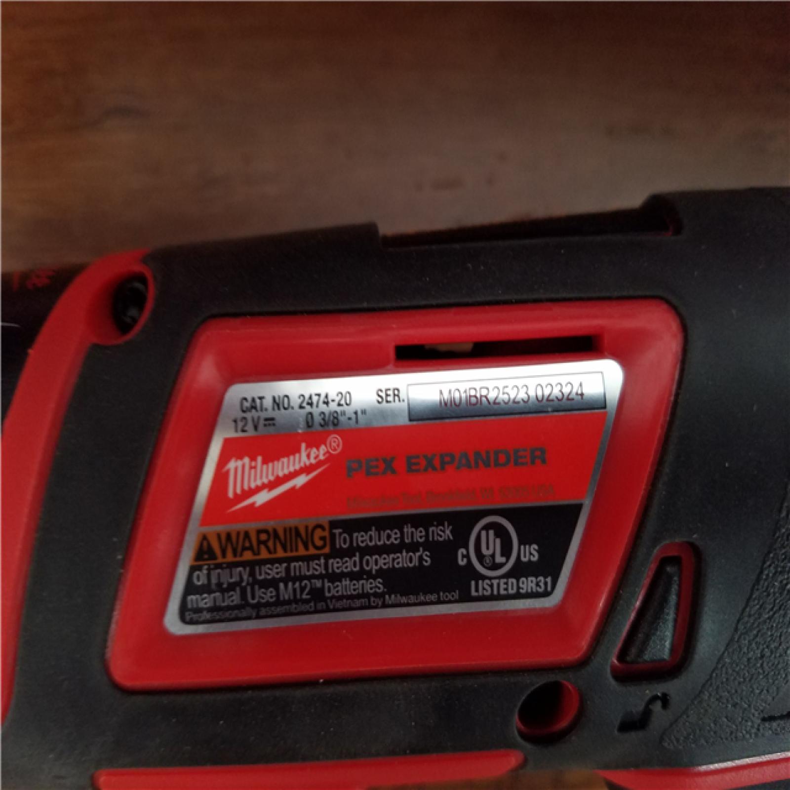 California AS-IS Milwaukee M12 Pex Expander Kit  Includes (2) Batteries  Charger & Hard Case