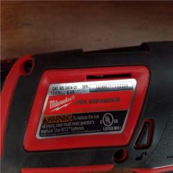 California AS-IS Milwaukee M12 Pex Expander Kit  Includes (2) Batteries  Charger & Hard Case