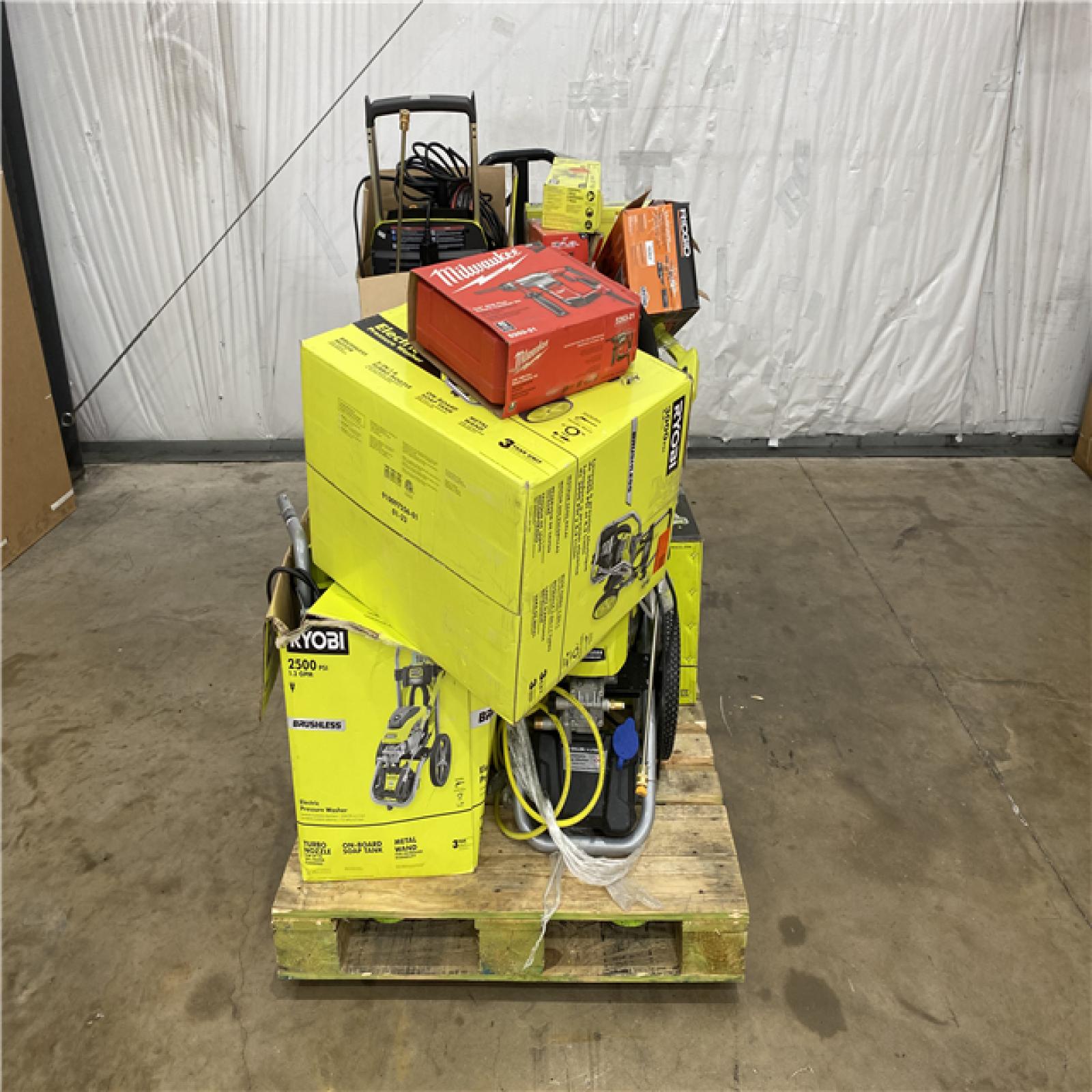 Houston Location AS IS - Tool Pallet