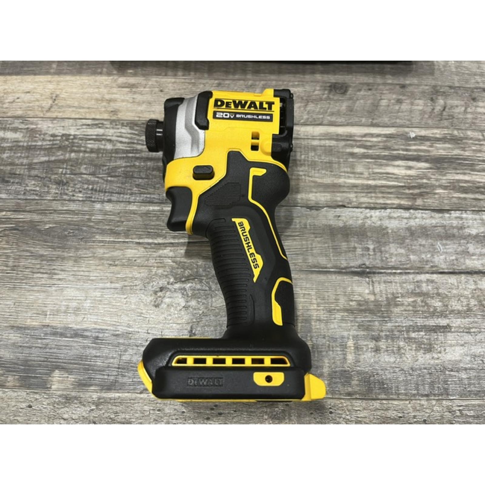 AS-IS DEWALT ATOMIC 20V MAX Lithium-Ion Cordless 1/4 in. Brushless Impact Driver Kit