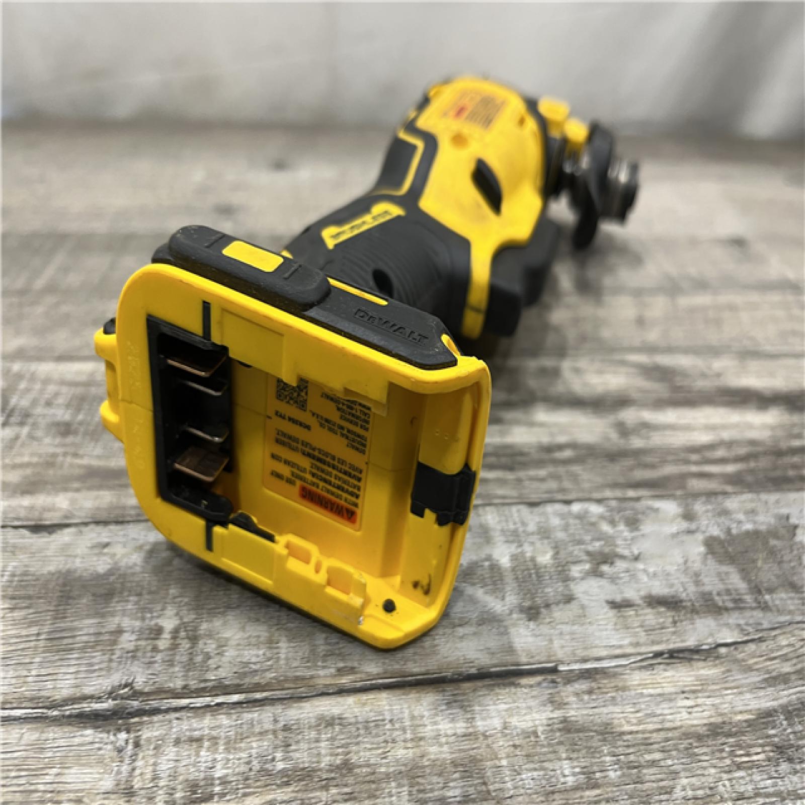 AS-IS DEWALT ATOMIC 20V MAX Cordless Brushless Oscillating Multi Tool (Tool Only)