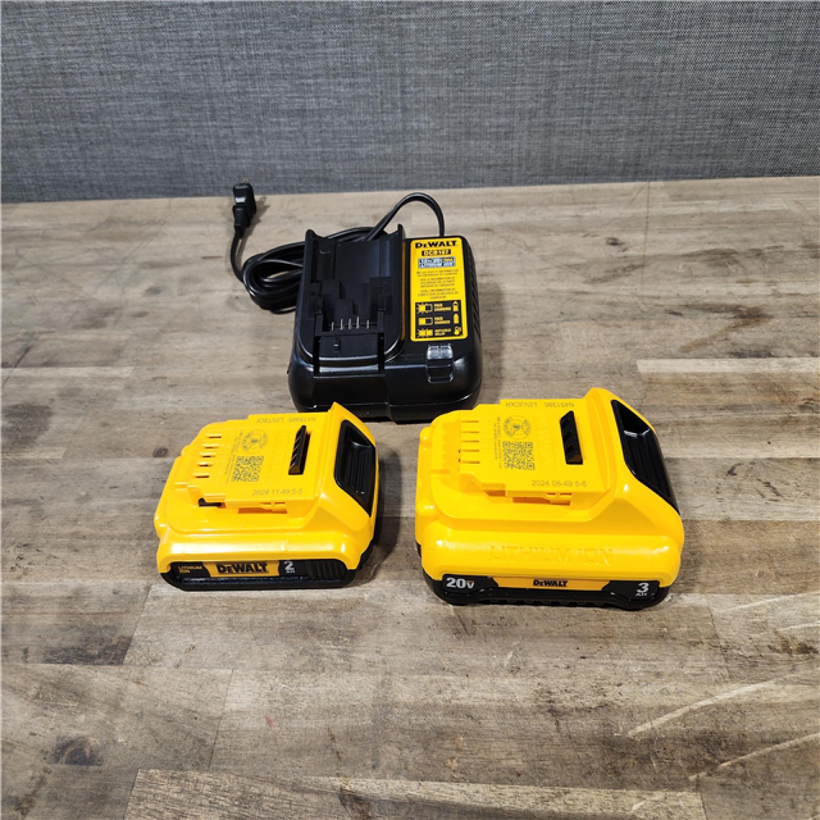 HOUSTON LOCATION - AS-IS DEWALT 3 TOOL COMBO KIT W/ (2) BATTERY & CHARGER