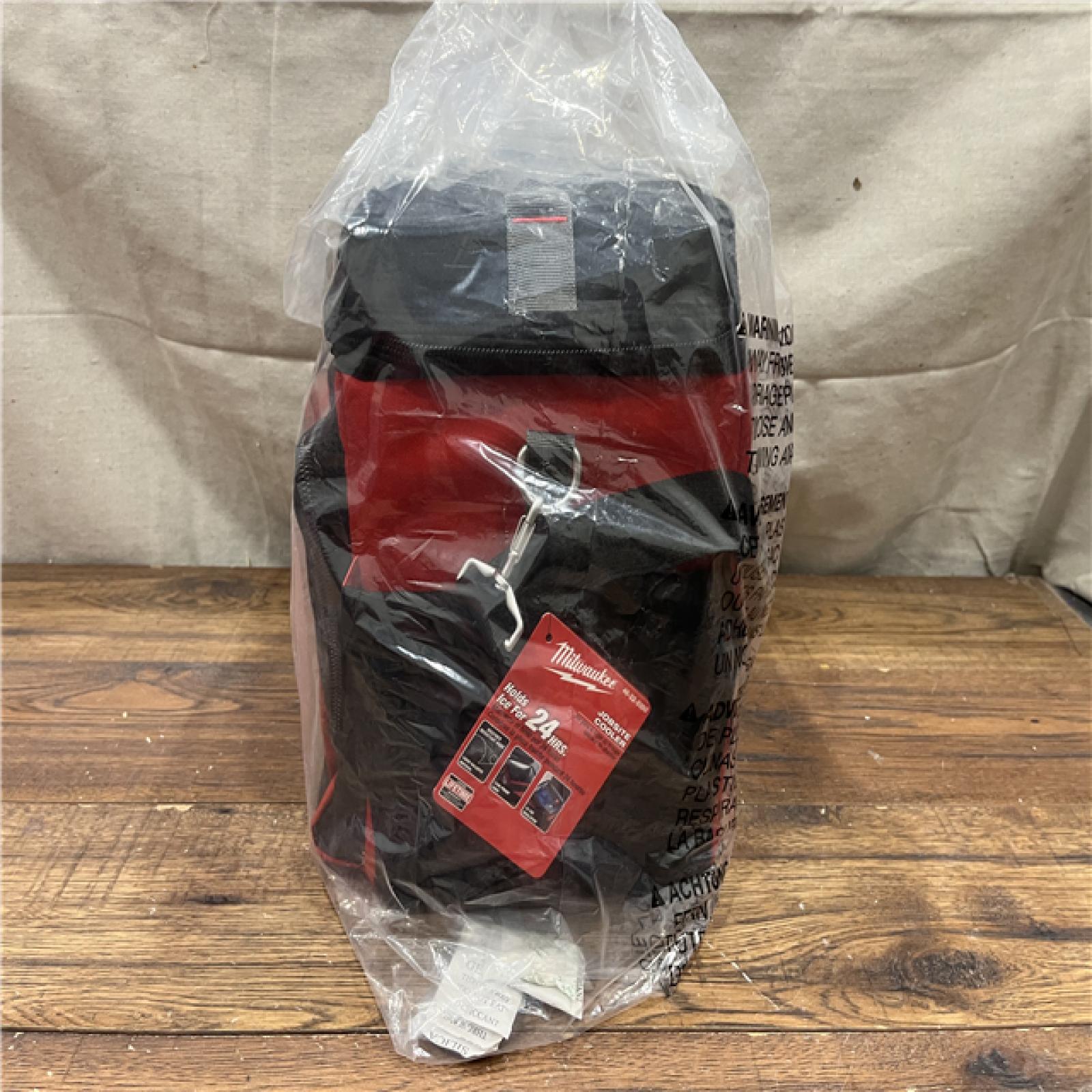 AS-IS Milwaukee 48-22-8250 Jobsite Cooler New