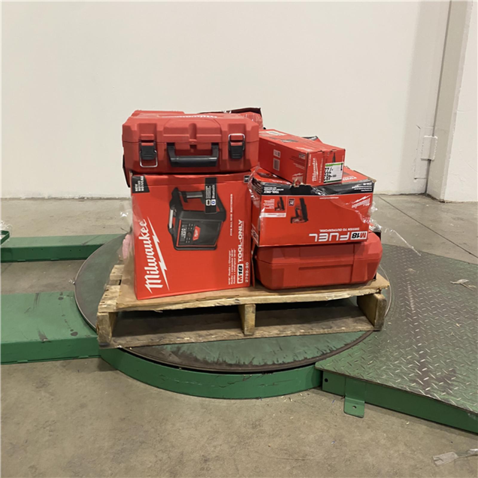 Dallas Location - As-Is MILWAUKEE Tool Pallet