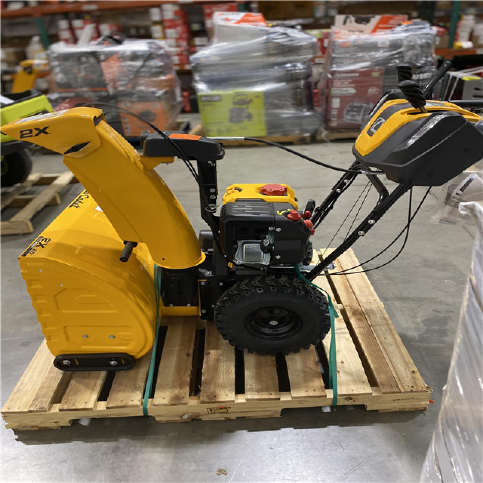 Dallas Location - As-Is Cub Cadet 2X 26 in. 243cc Gas Snow
