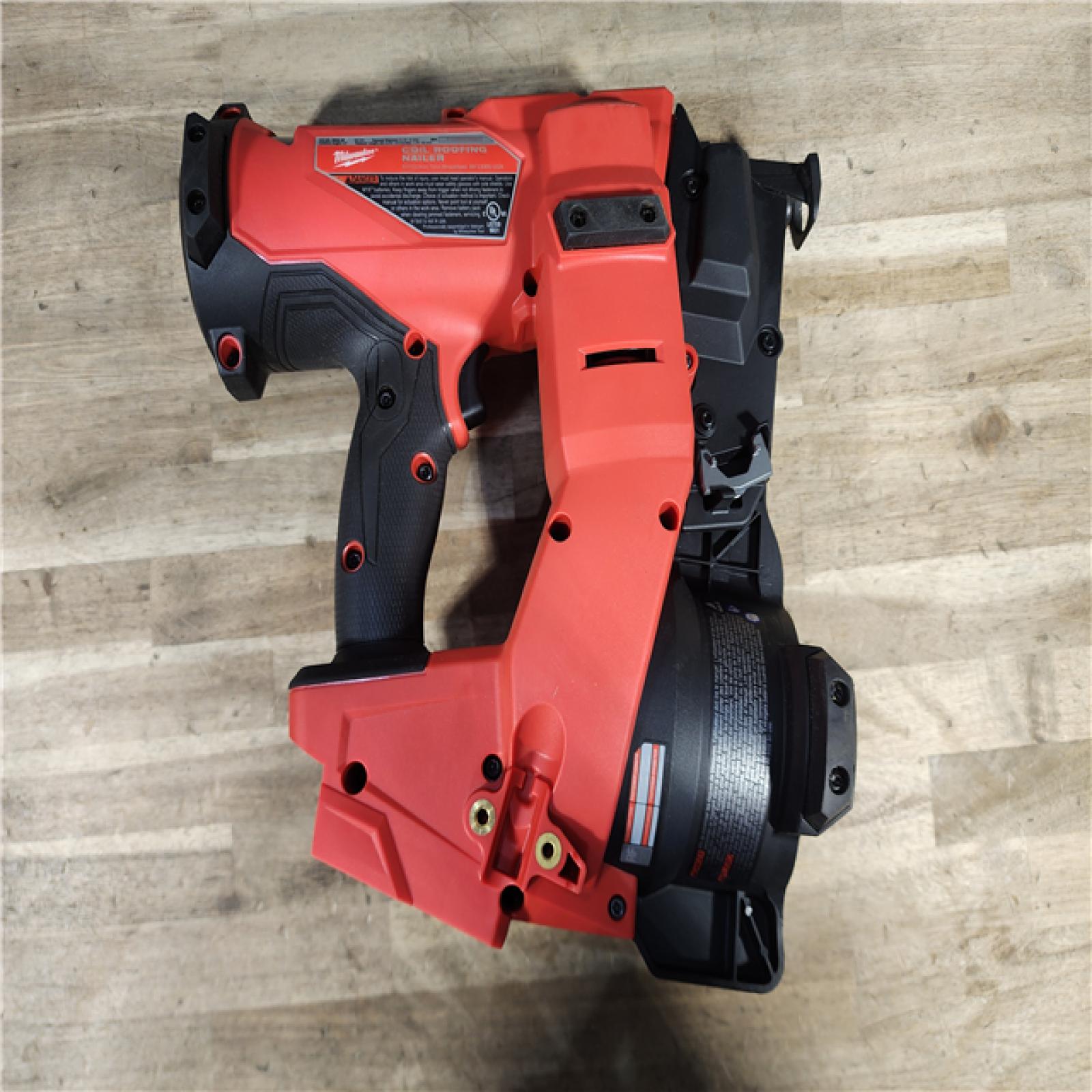 HOUSTON LOCATION - AS-IS (APPEARS LIKE NEW) Milwaukee M18 FUEL Coil Roofing Nailer (TOOL ONLY)