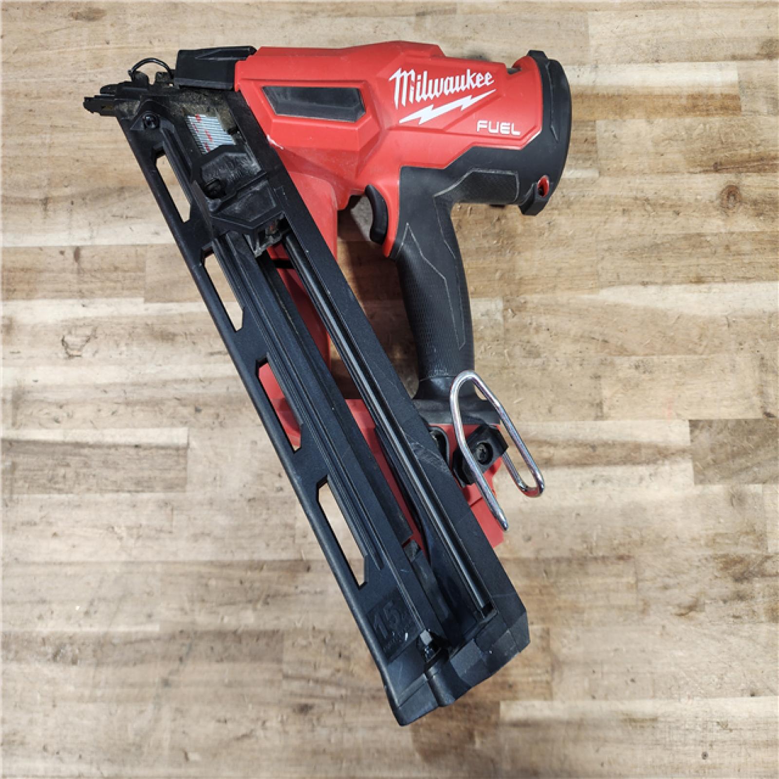 HOUSTON LOCATION - AS-IS Milwaukee FUEL 18-Volt Lithium-Ion Brushless Cordless Gen II 15-Gauge Angled Finish Nailer (Tool-Only)