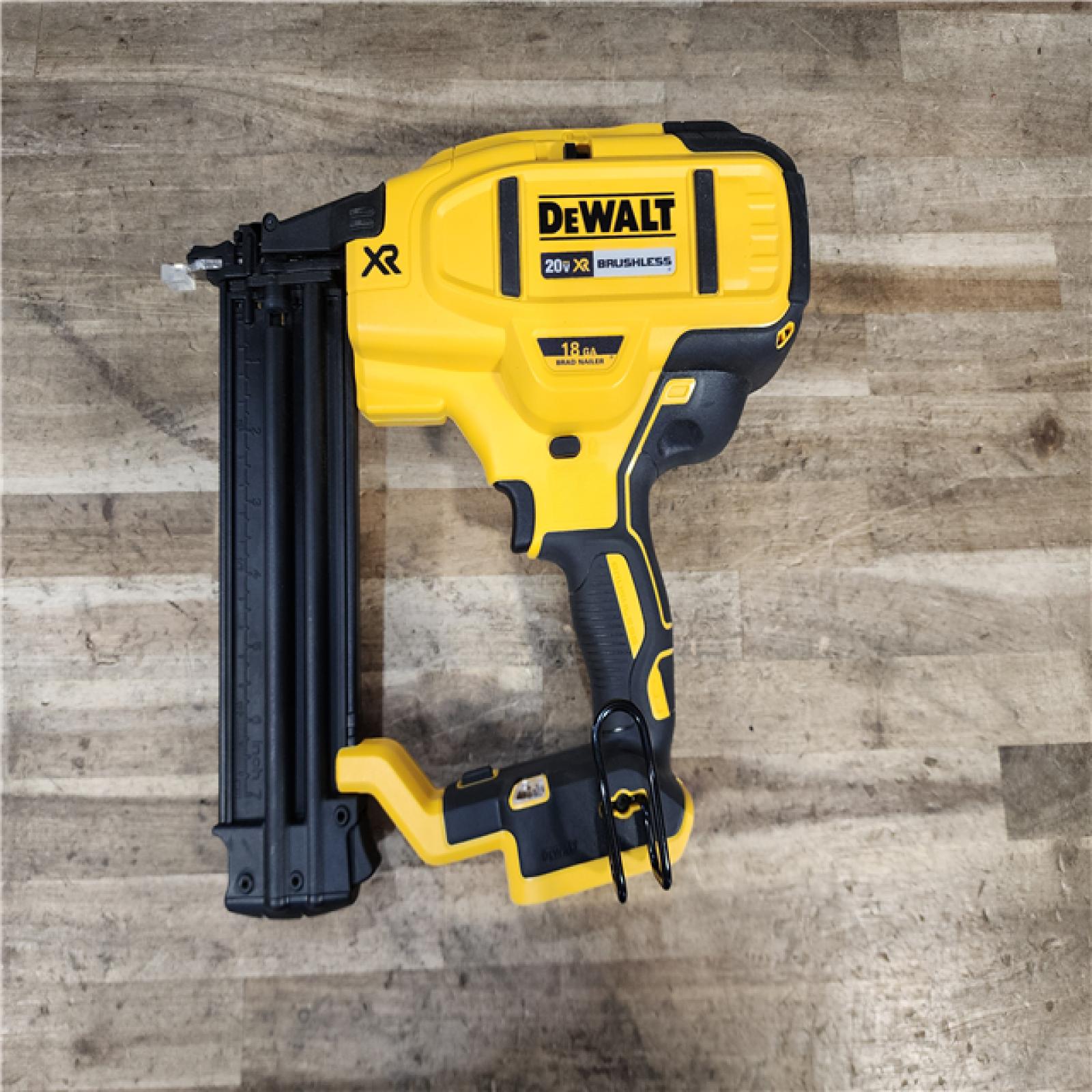 HOUSTON LOCATION - AS-IS DEWALT 20V MAX XR Lithium-Ion Electric Cordless 18-Gauge Brad Nailer (Tool Only)