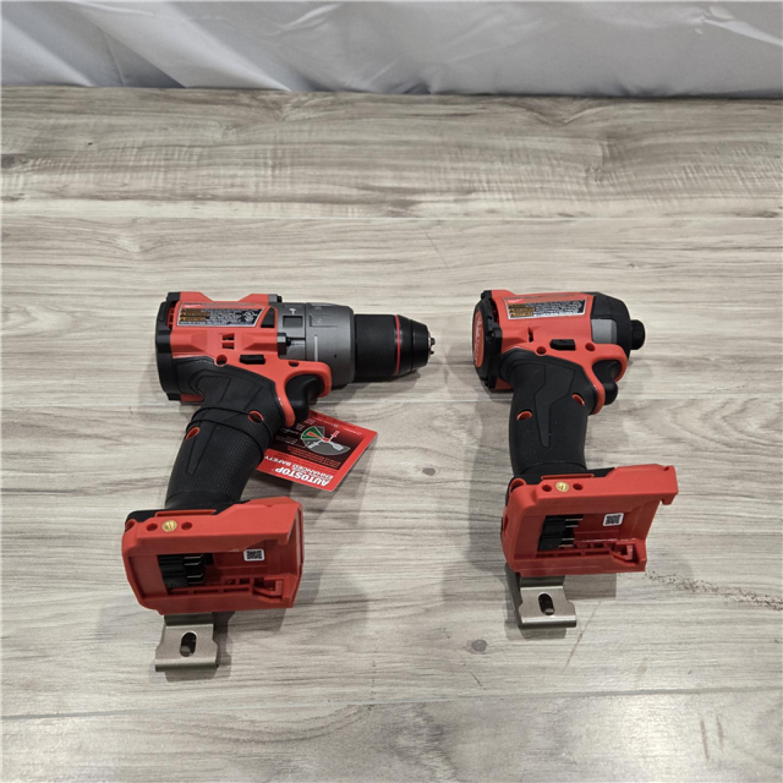 LIKE NEW! - MILWAUKEE18V Cordless Hammer Drill and Impact Driver Combo Kit (2-Tool)