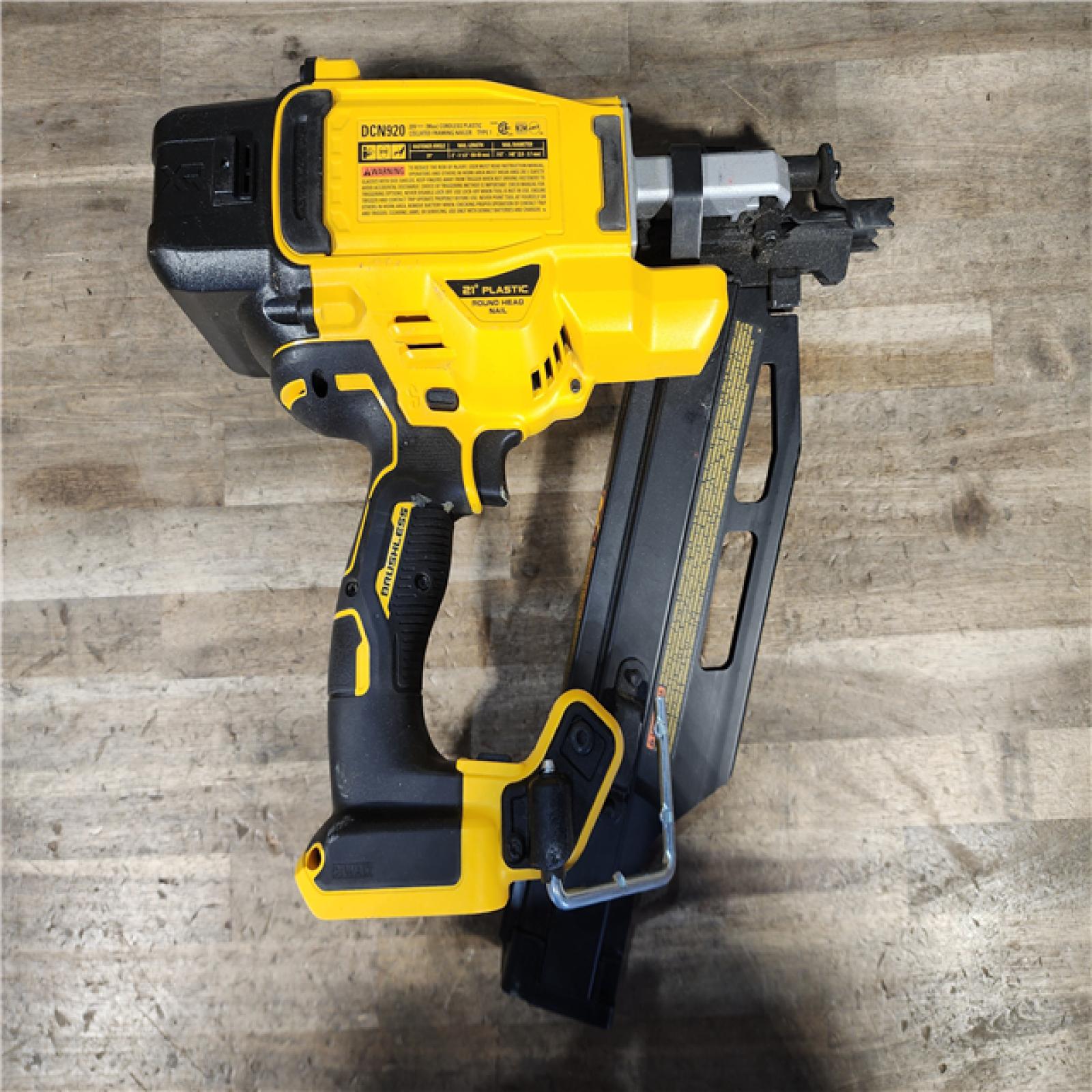 HOUSTON LOCATION - AS-IS DEWALT 20-Volt 21° Cordless Framing Nailer (Tool-Only)