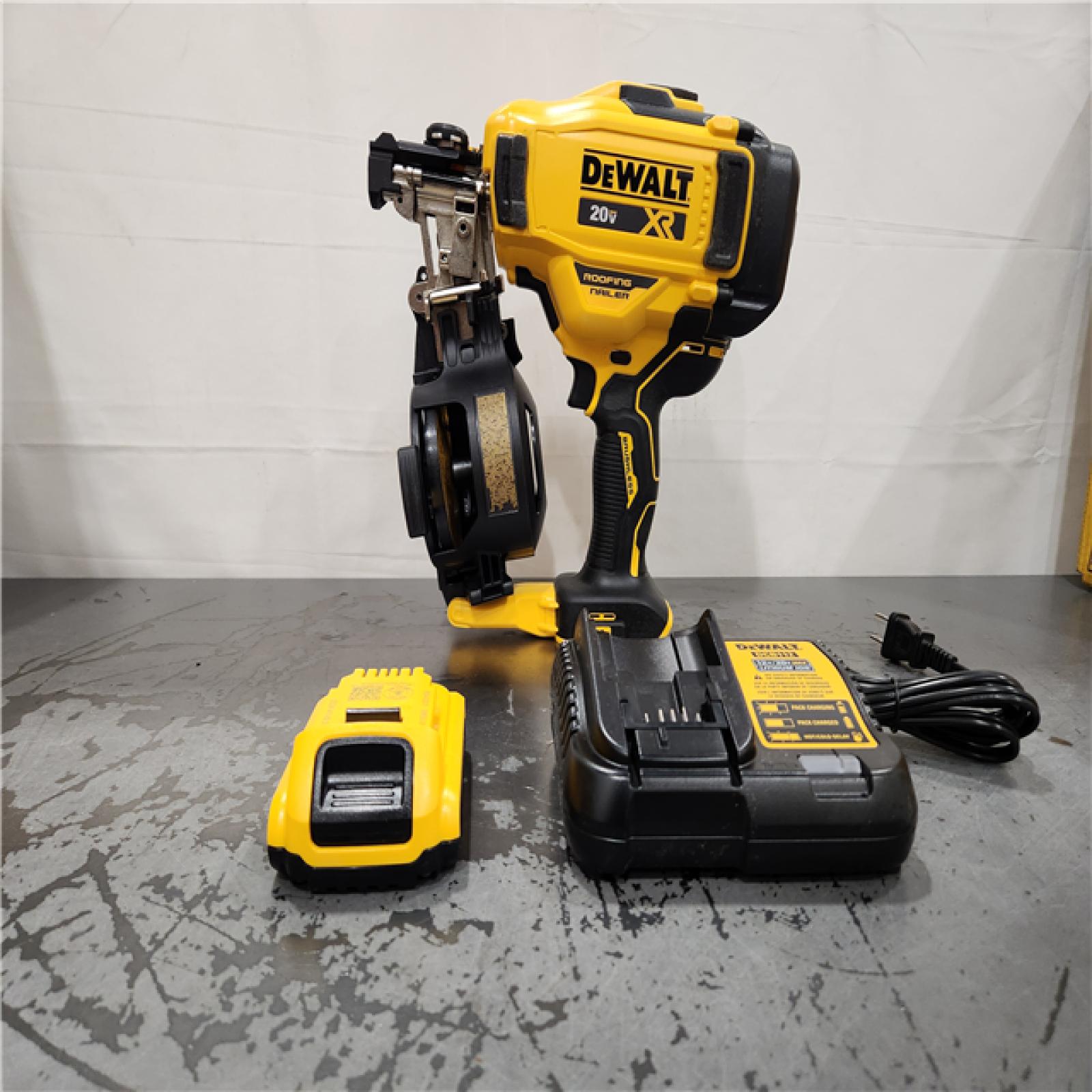 AS-IS- DEWALT 2007898 Roofing Nailer Cordless