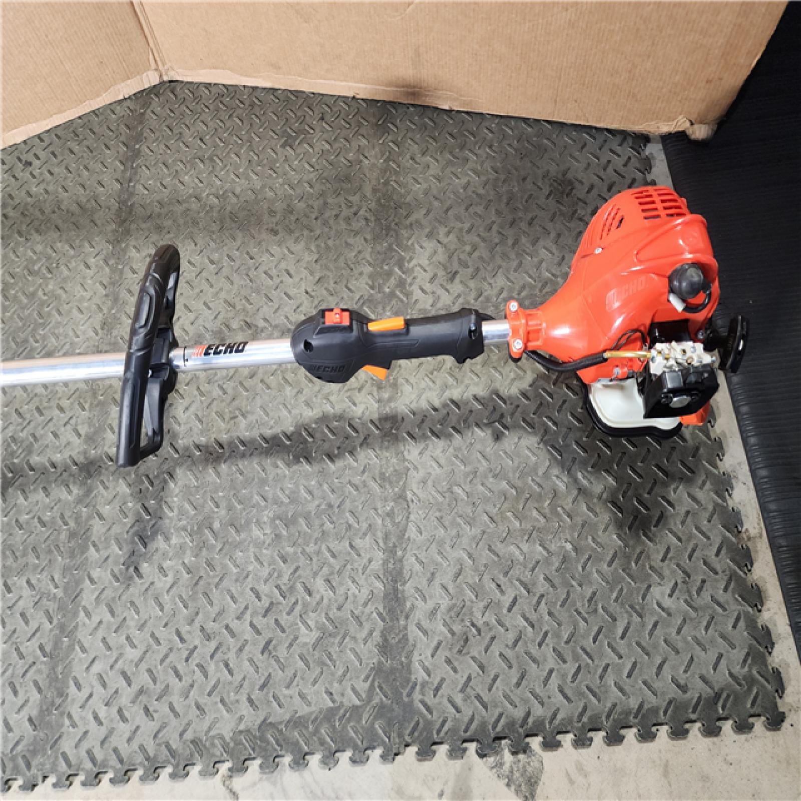 HOUSTON LOCATION - AS-IS Echo 16 Inch 21.2 CC Engine Straight Shaft String Trimmer - SRM-2120