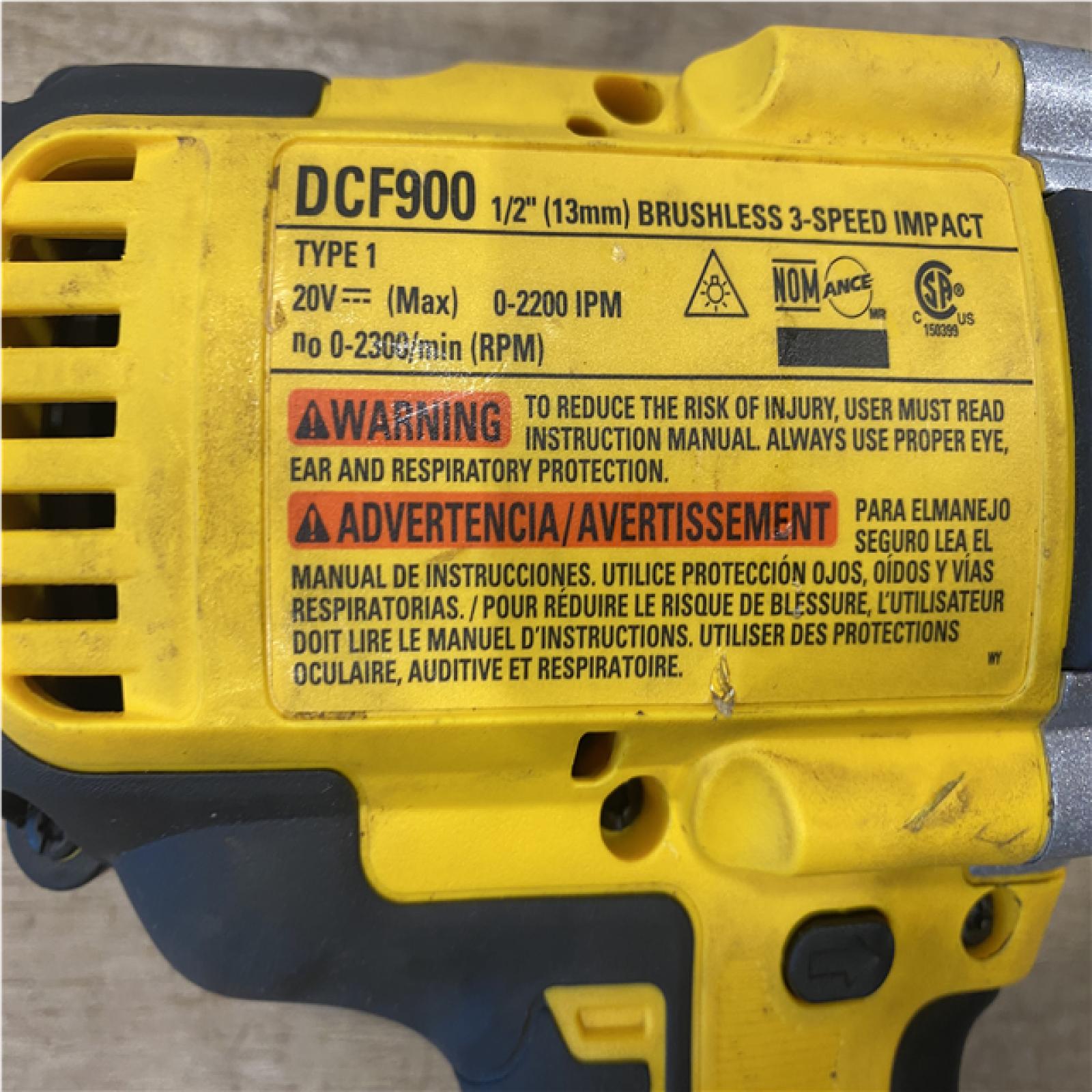 AS-IS DEWALT 20V MAX Lithium-Ion Cordless 1/2 in. Impact Wrench Kit