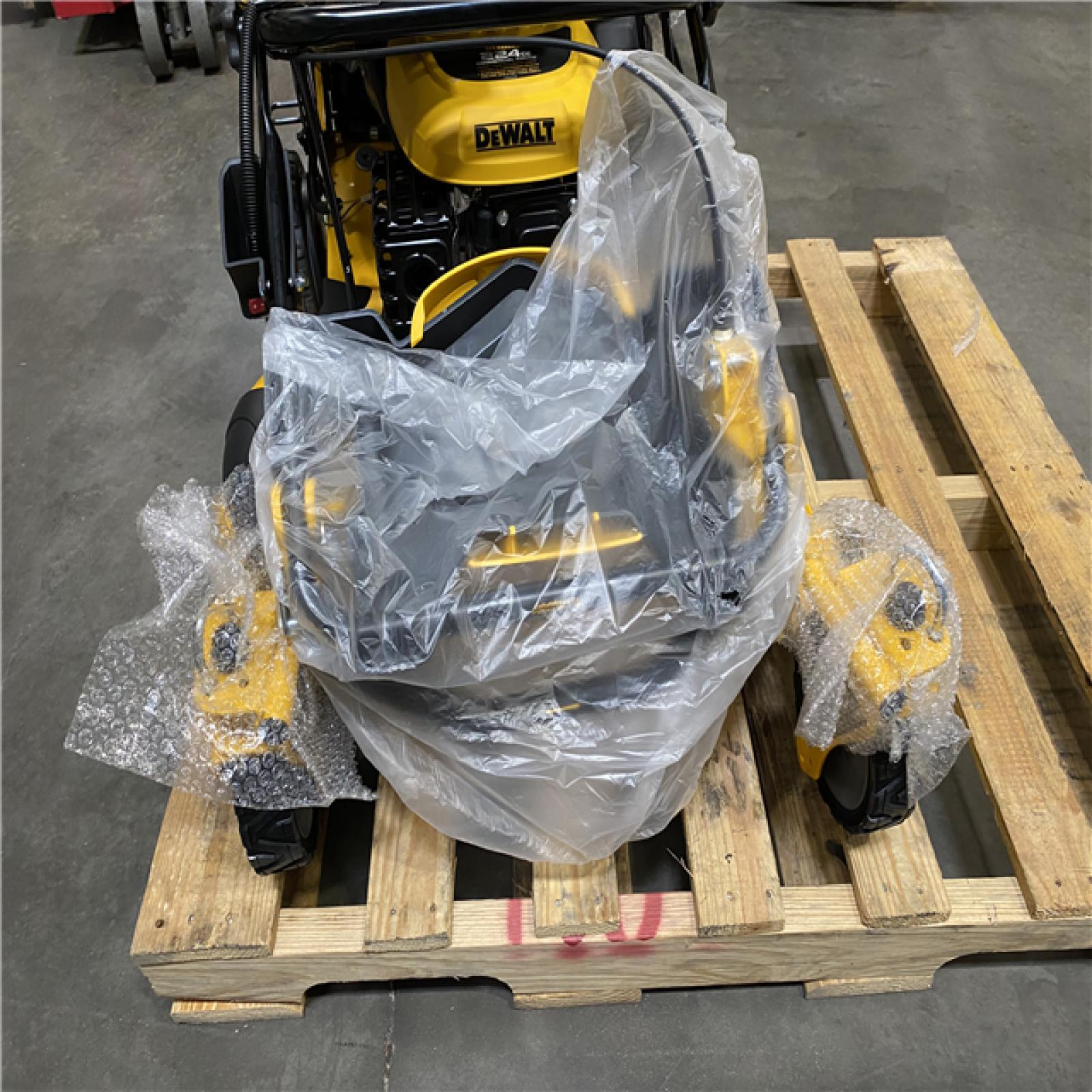 Dallas Location - As-Is DEWALT 28 in. 224ccGas Lawn Mower